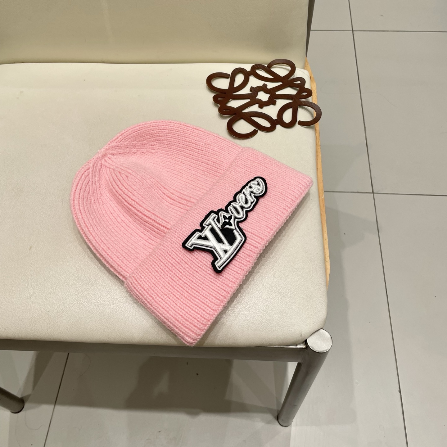  LV 路易威登 2025秋冬新款毛线帽，男女款针织帽，