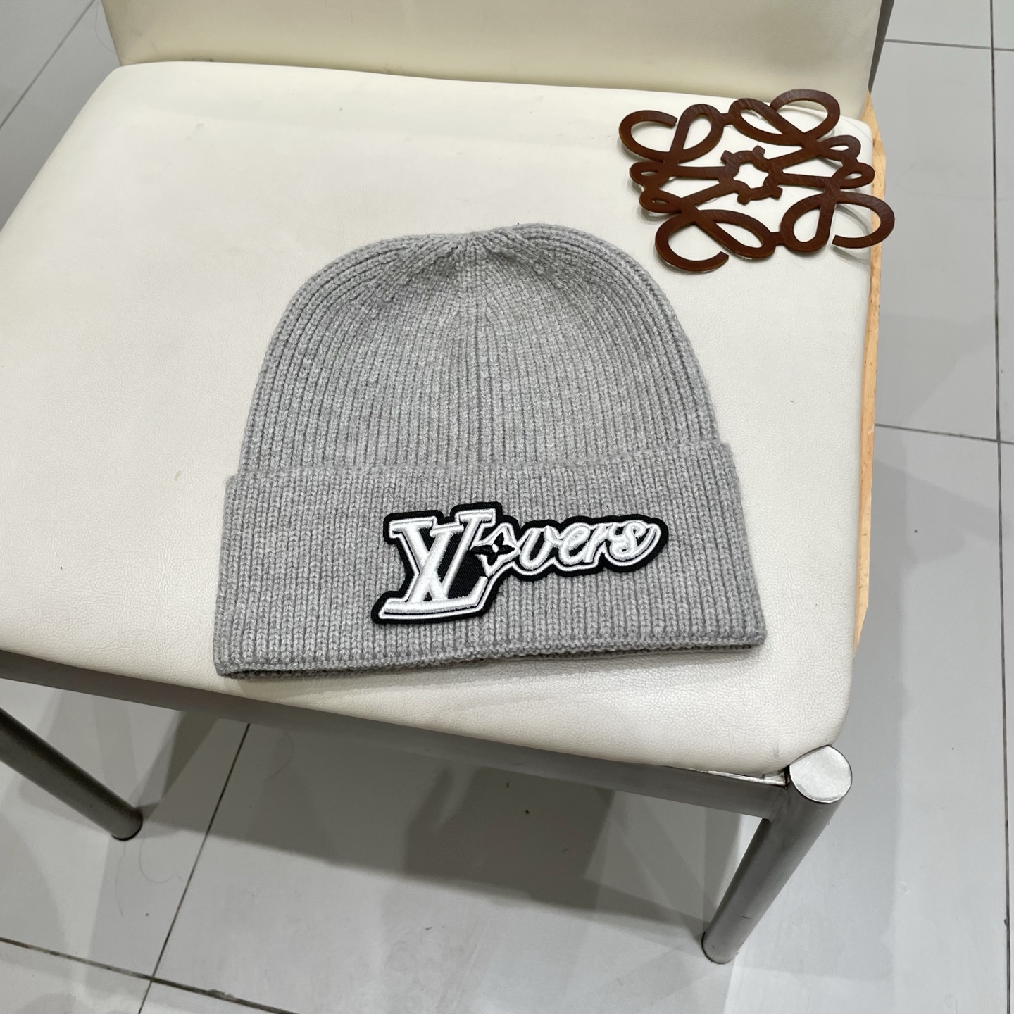  LV 路易威登 2025秋冬新款毛线帽，男女款针织帽，