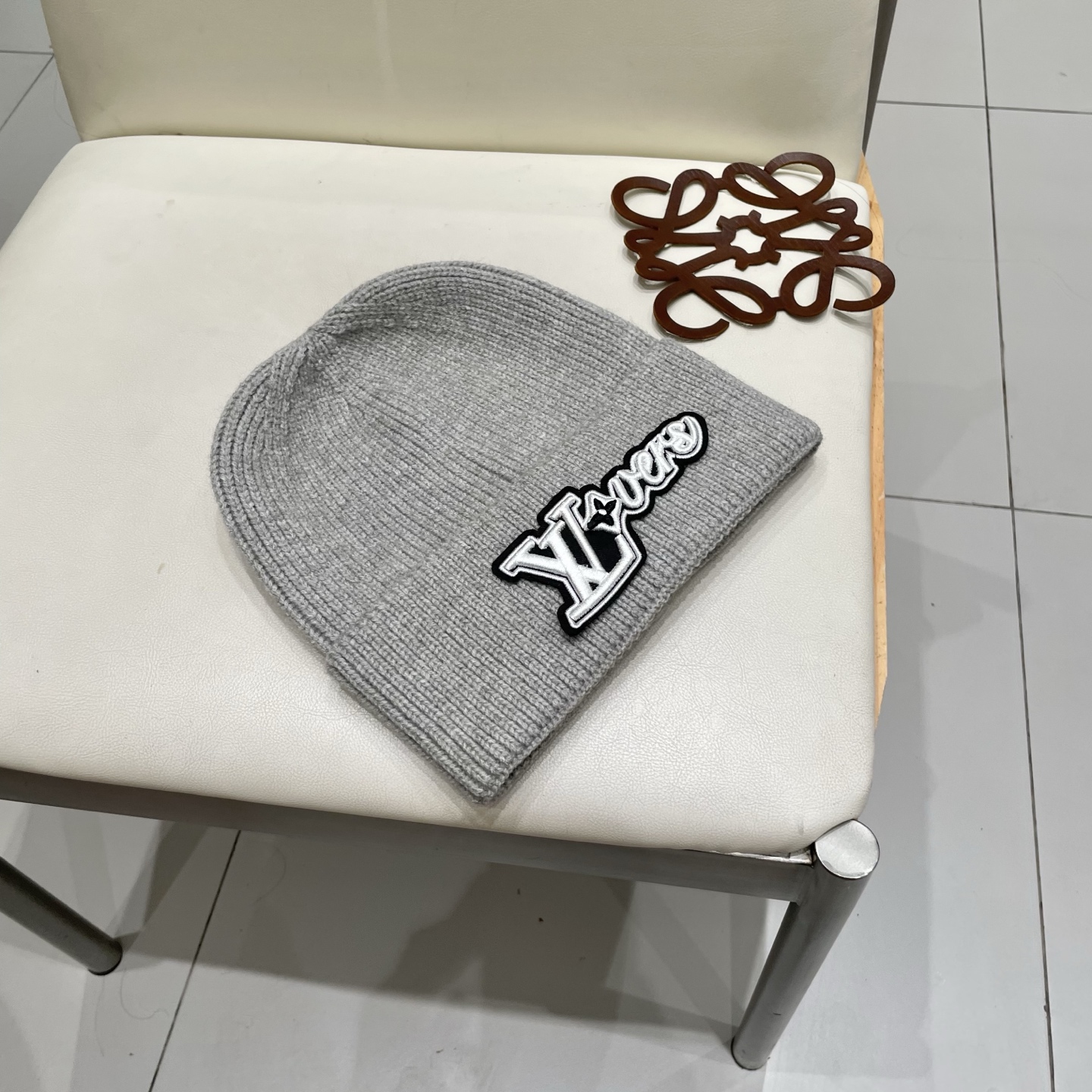  LV 路易威登 2025秋冬新款毛线帽，男女款针织帽，