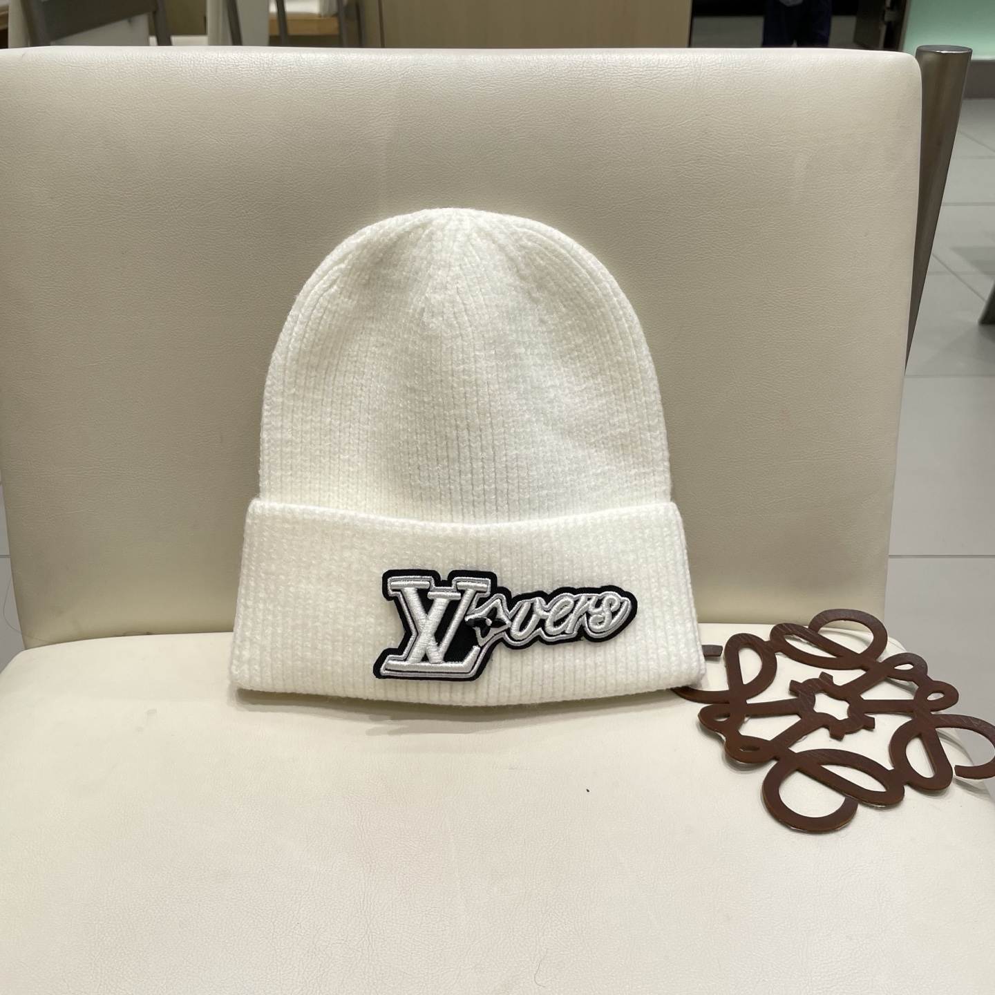  LV 路易威登 2025秋冬新款毛线帽，男女款针织帽，