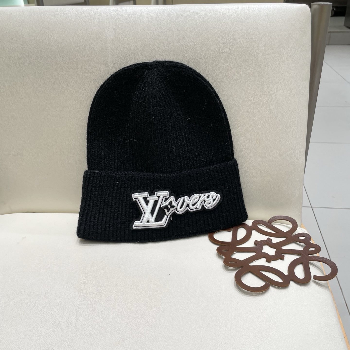  LV 路易威登 2025秋冬新款毛线帽，男女款针织帽，