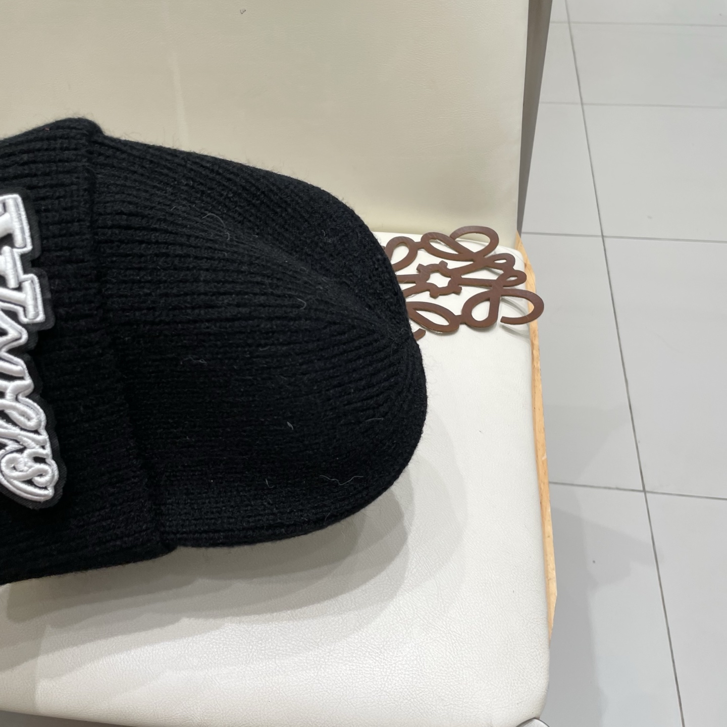  LV 路易威登 2025秋冬新款毛线帽，男女款针织帽，