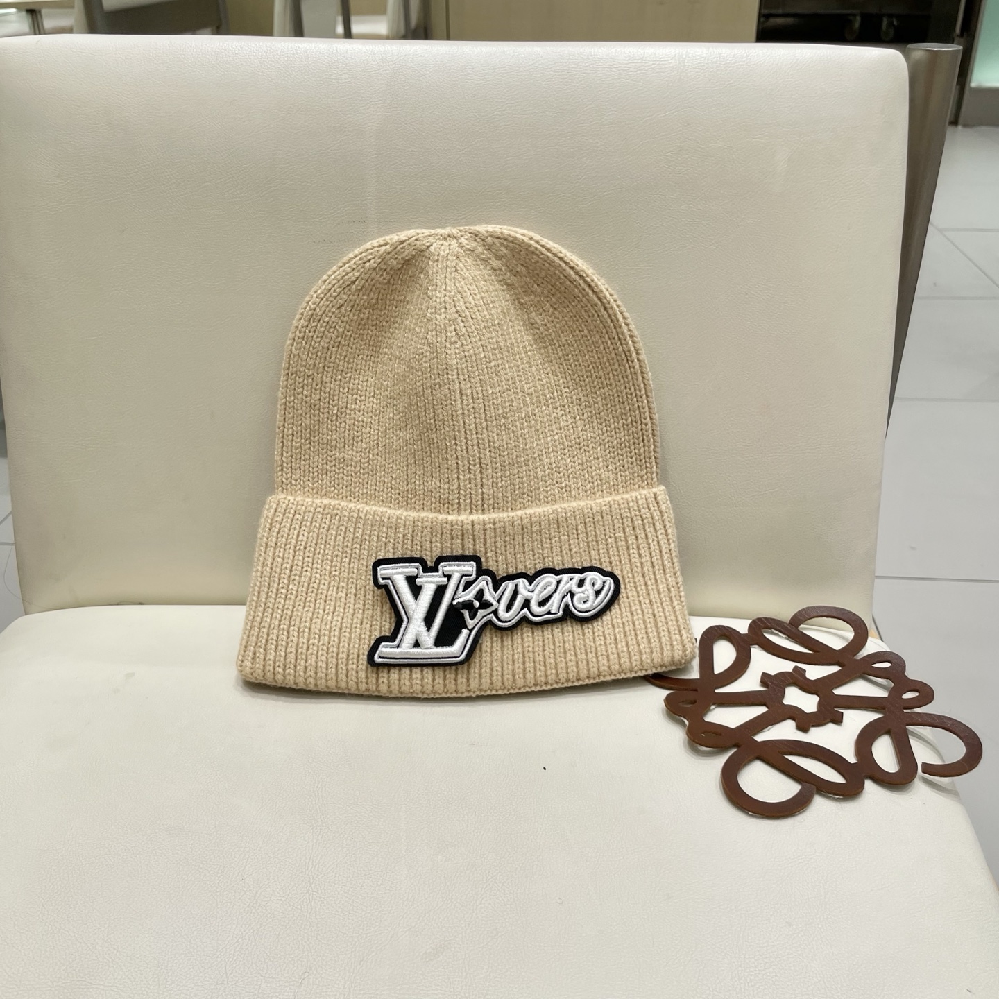  LV 路易威登 2025秋冬新款毛线帽，男女款针织帽，
