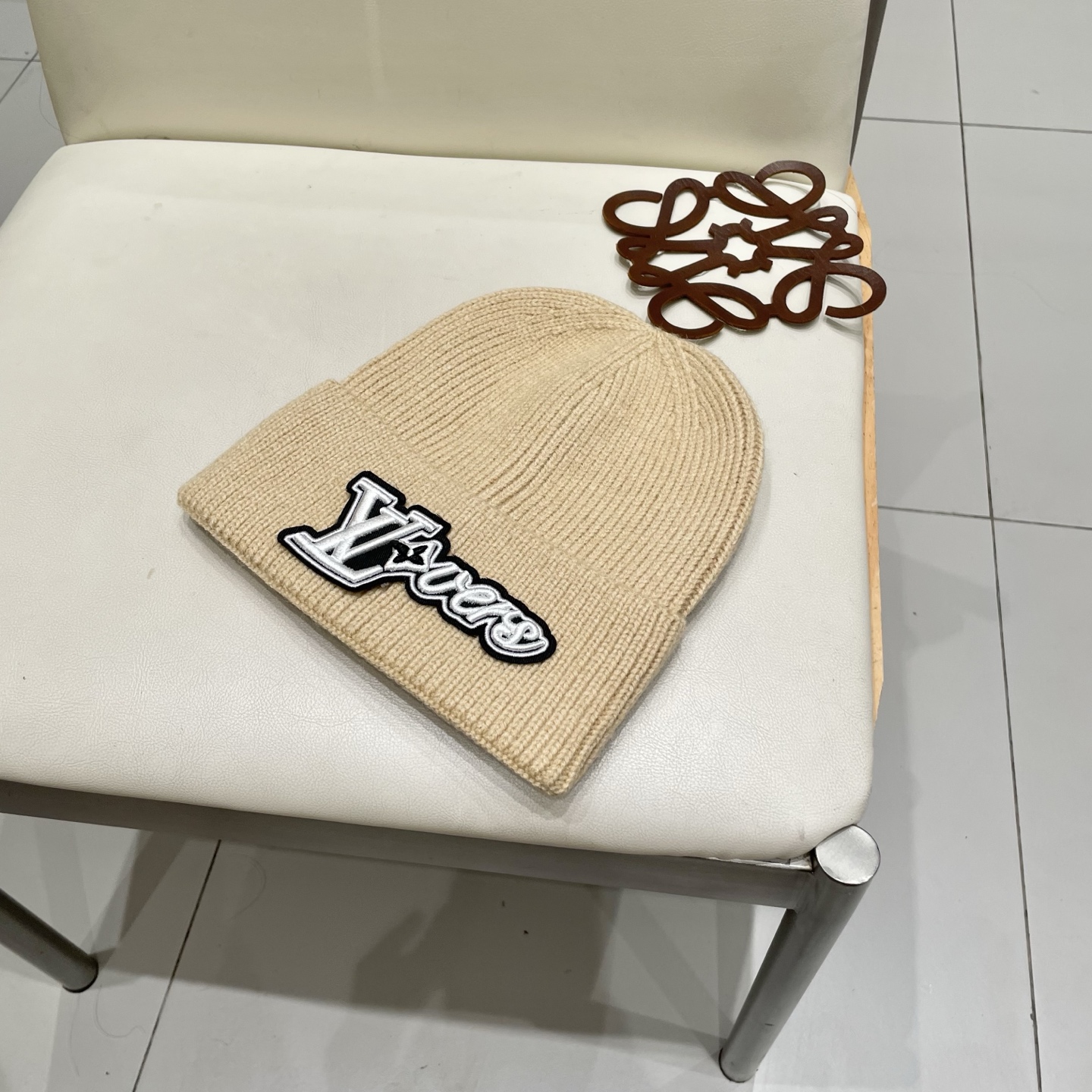  LV 路易威登 2025秋冬新款毛线帽，男女款针织帽，