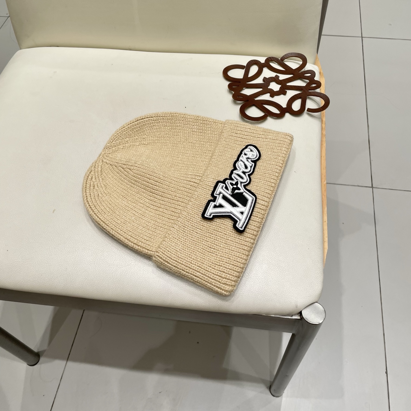  LV 路易威登 2025秋冬新款毛线帽，男女款针织帽，