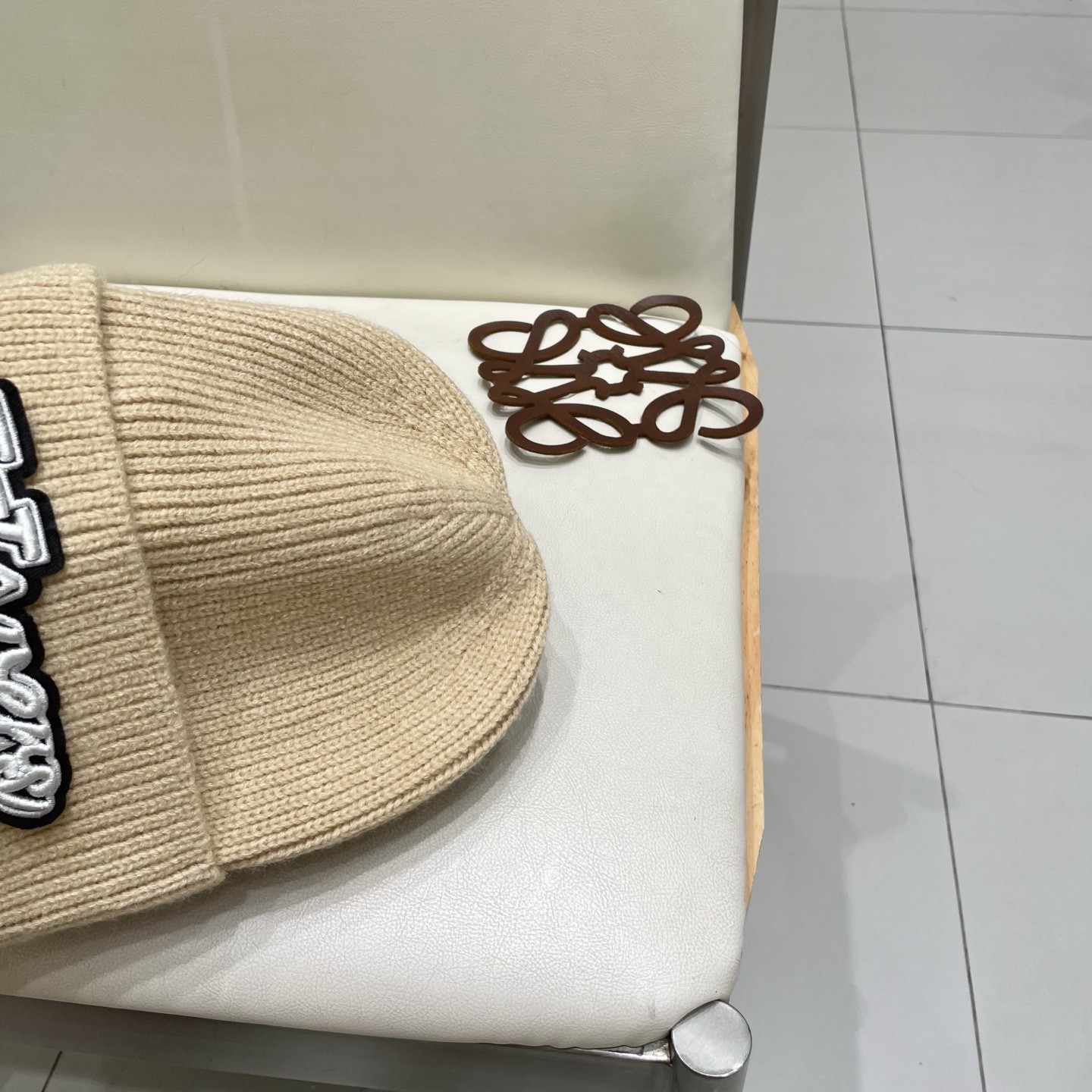  LV 路易威登 2025秋冬新款毛线帽，男女款针织帽，