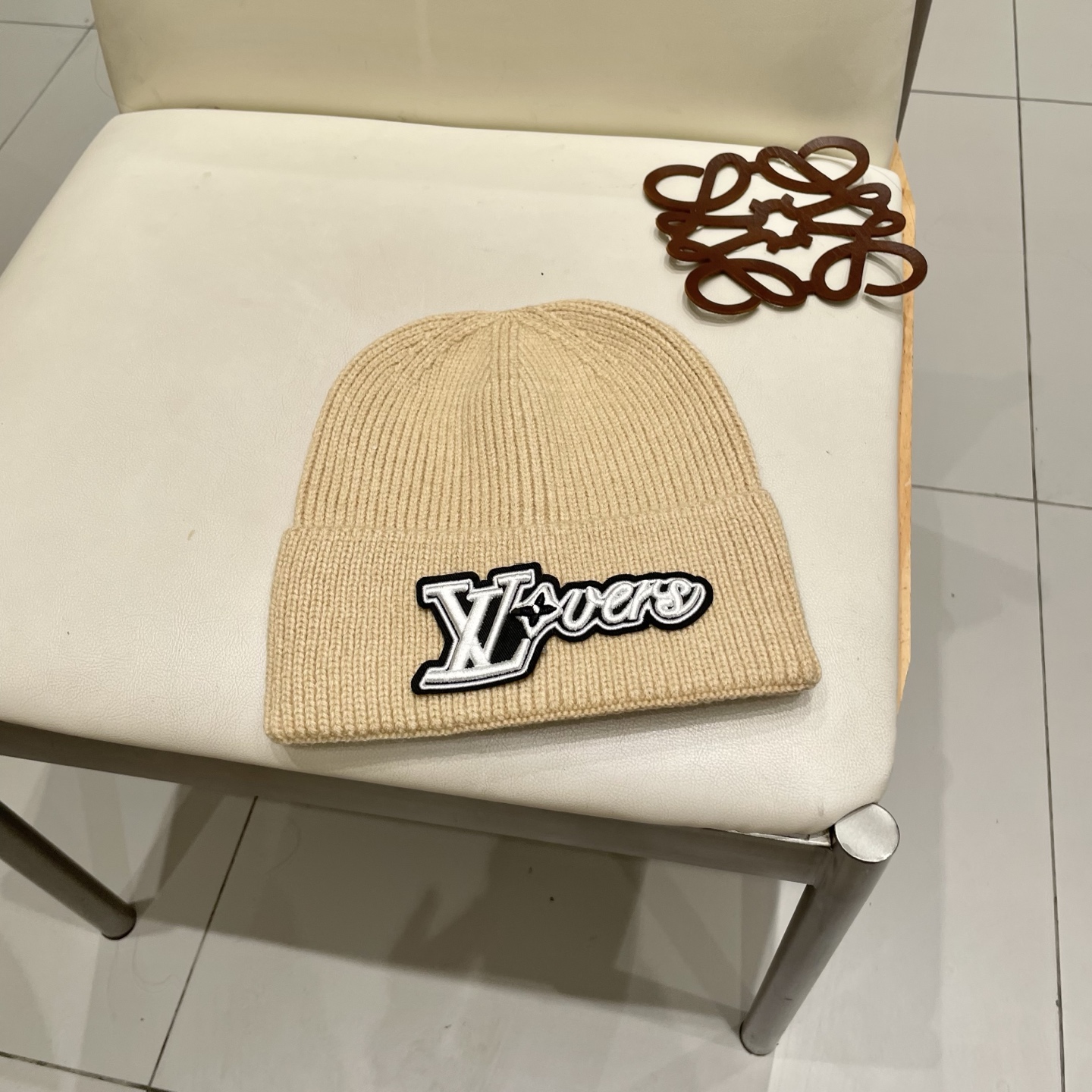  LV 路易威登 2025秋冬新款毛线帽，男女款针织帽，