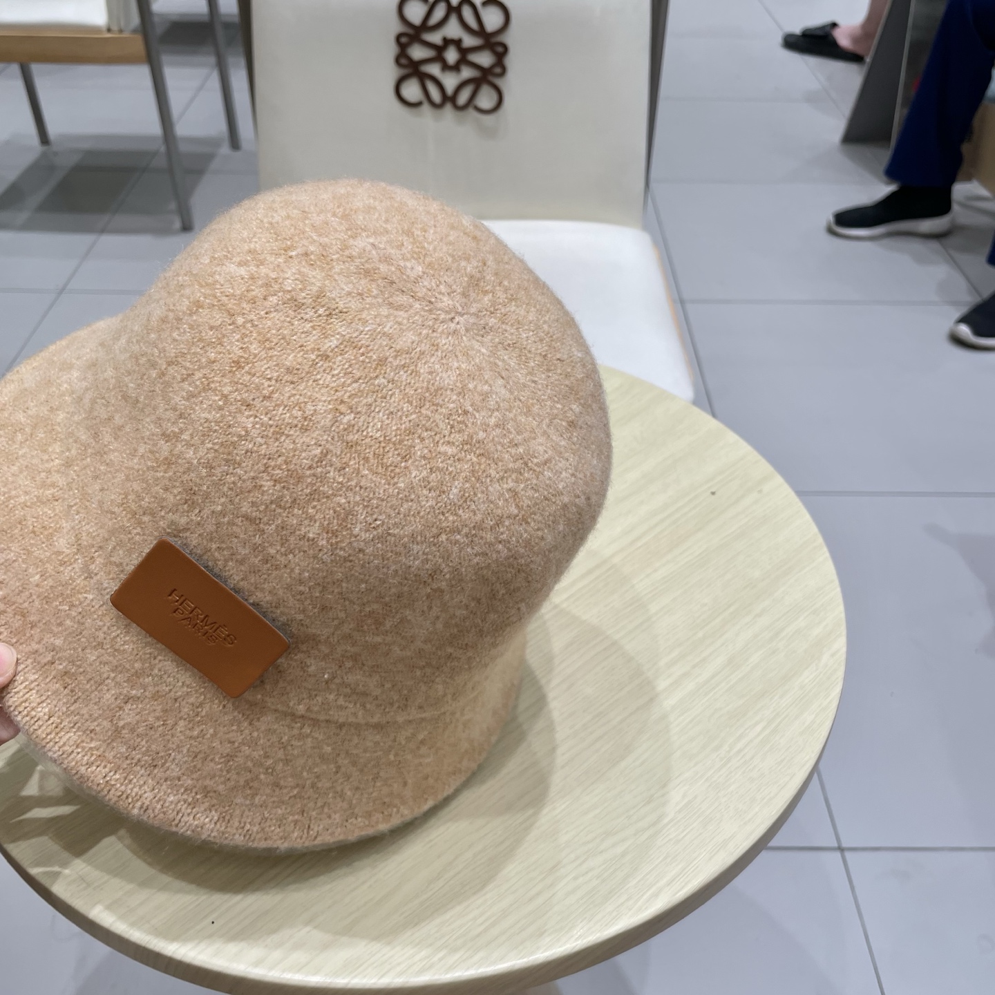  爱马仕 HERMES加厚保暖可折叠渔夫帽子显女秋脸潮小网红水桶纯色针织冬盆帽羊毛