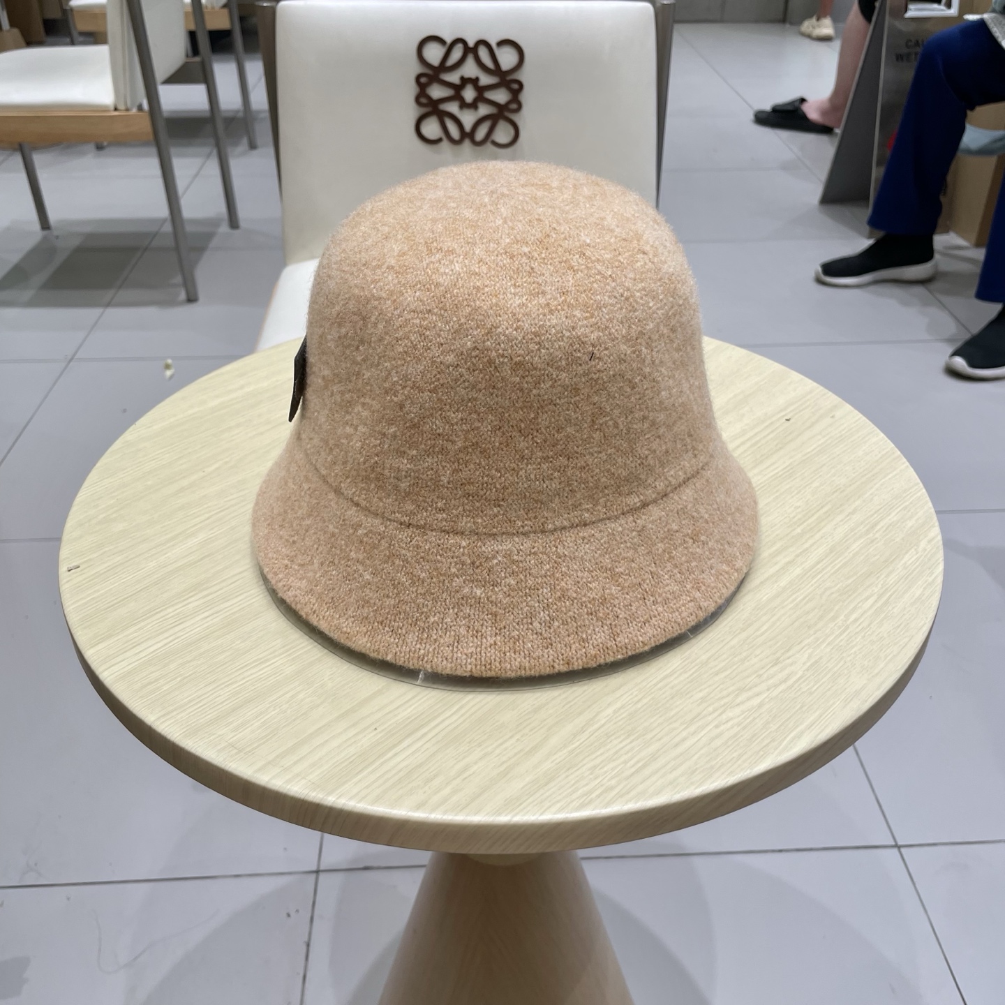  爱马仕 HERMES加厚保暖可折叠渔夫帽子显女秋脸潮小网红水桶纯色针织冬盆帽羊毛