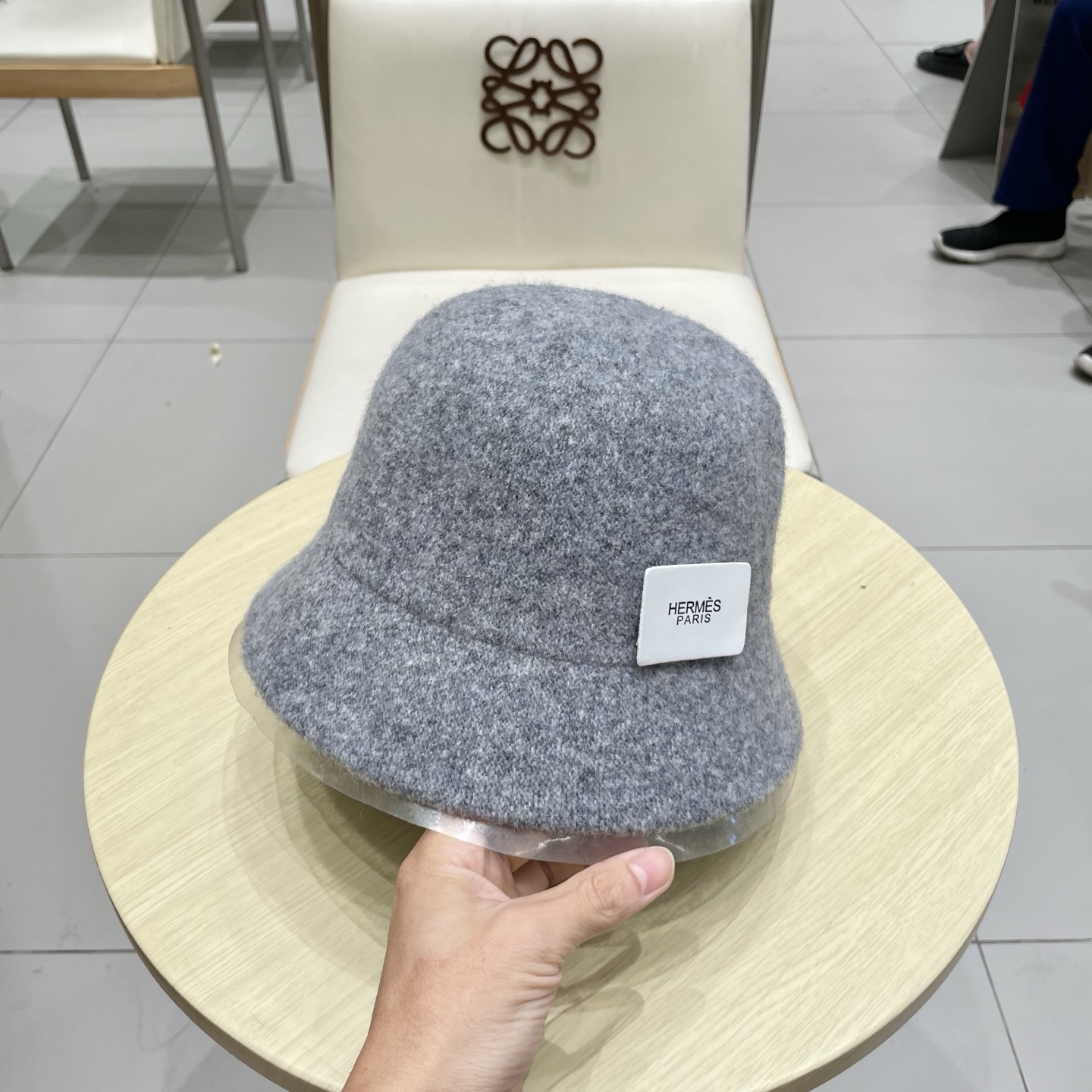  爱马仕 HERMES加厚保暖可折叠渔夫帽子显女秋脸潮小网红水桶纯色针织冬盆帽羊毛