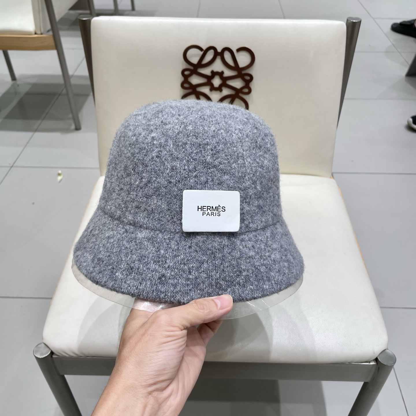  爱马仕 HERMES加厚保暖可折叠渔夫帽子显女秋脸潮小网红水桶纯色针织冬盆帽羊毛