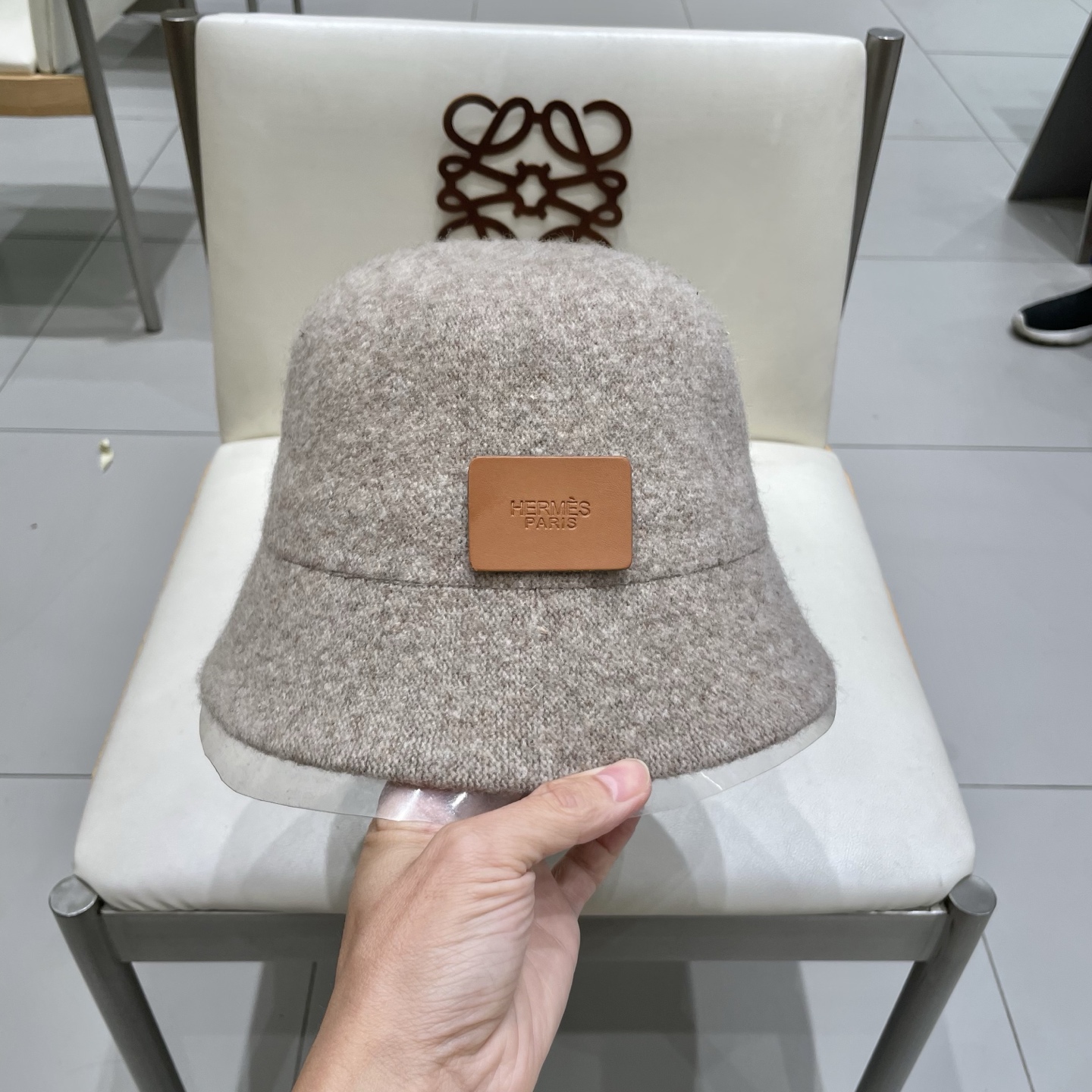  爱马仕 HERMES加厚保暖可折叠渔夫帽子显女秋脸潮小网红水桶纯色针织冬盆帽羊毛