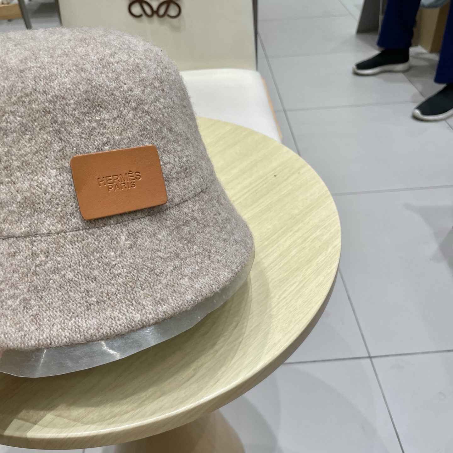  爱马仕 HERMES加厚保暖可折叠渔夫帽子显女秋脸潮小网红水桶纯色针织冬盆帽羊毛