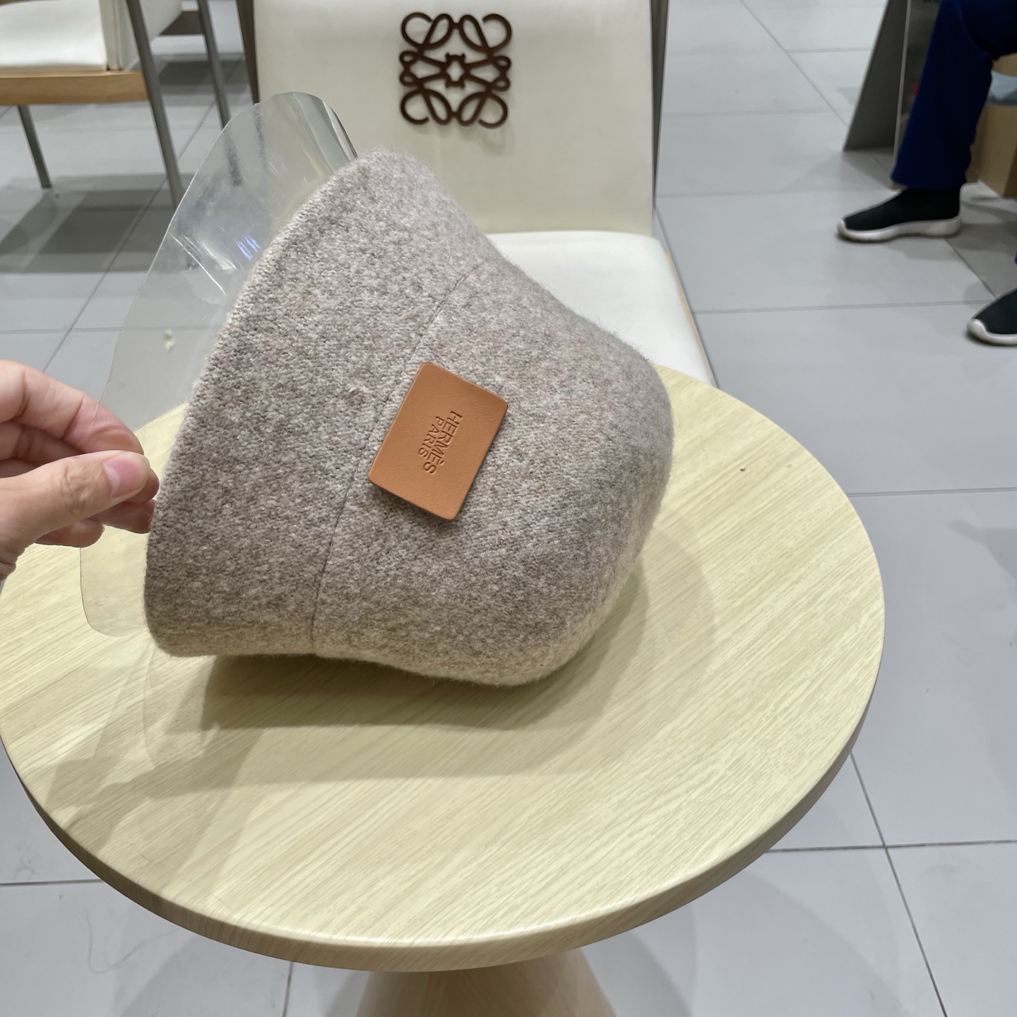  爱马仕 HERMES加厚保暖可折叠渔夫帽子显女秋脸潮小网红水桶纯色针织冬盆帽羊毛