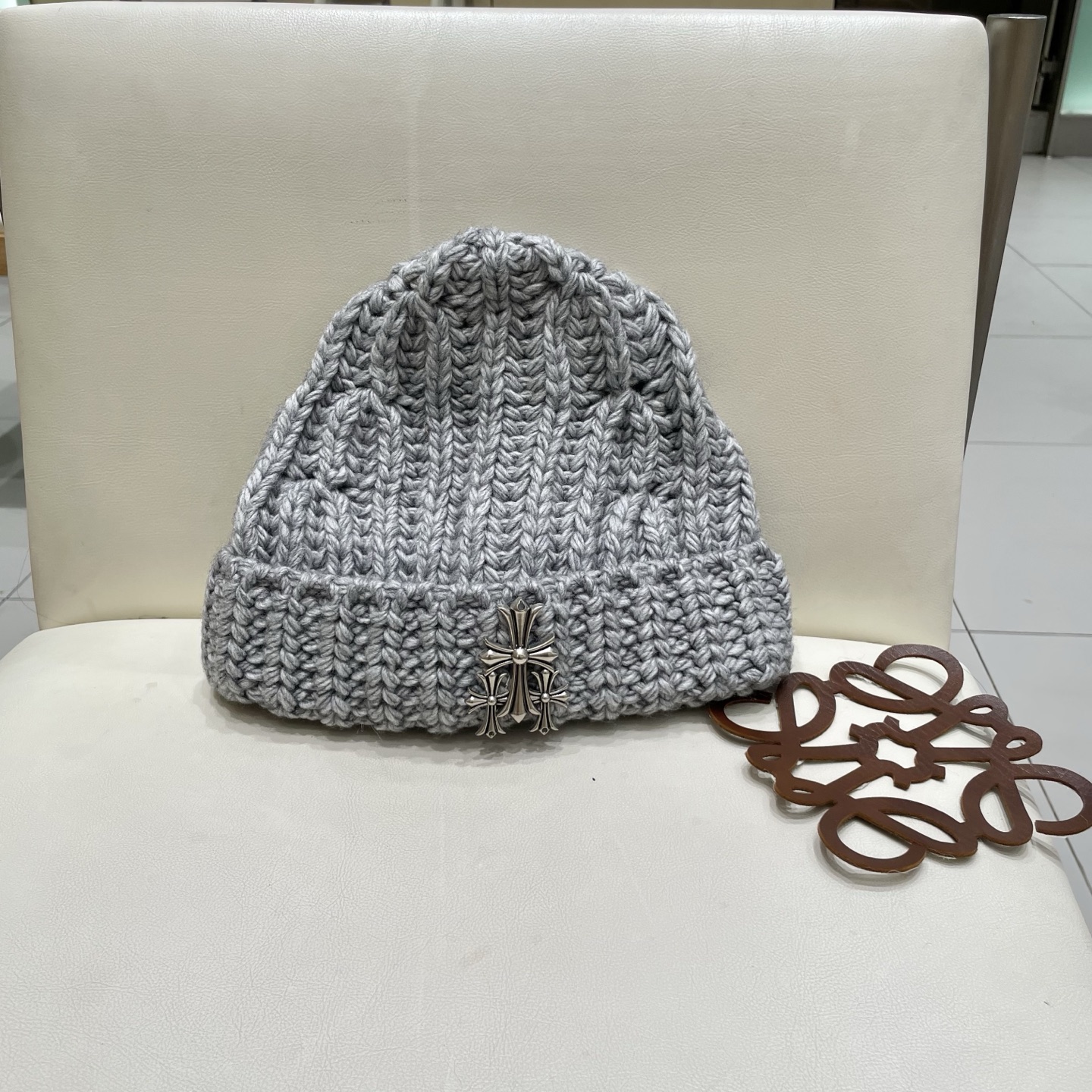 【克罗心】2025秋冬新款牛仔logo做旧男女款针织毛线帽#
很有质感的一款～百搭单品