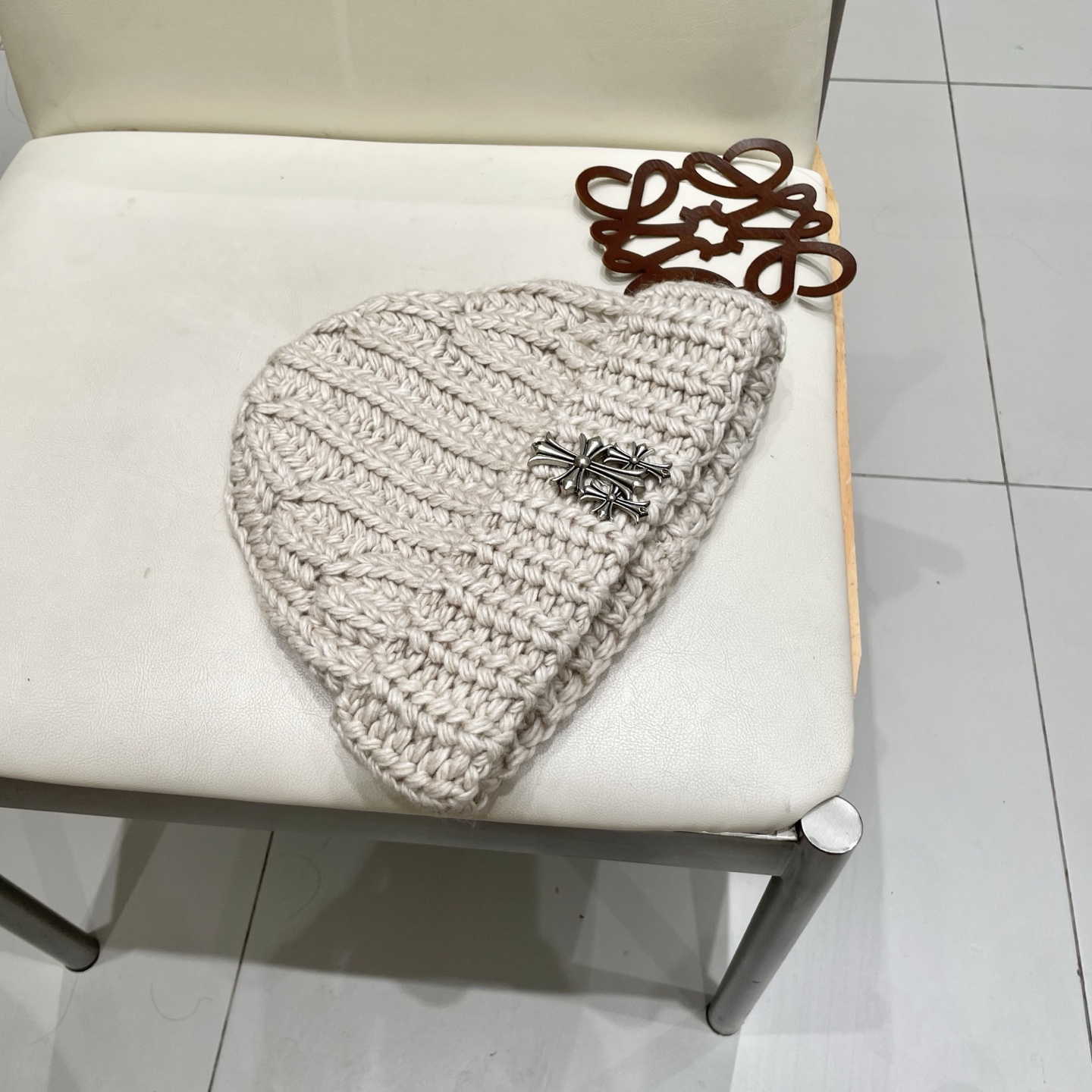 【克罗心】2025秋冬新款牛仔logo做旧男女款针织毛线帽#
很有质感的一款～百搭单品