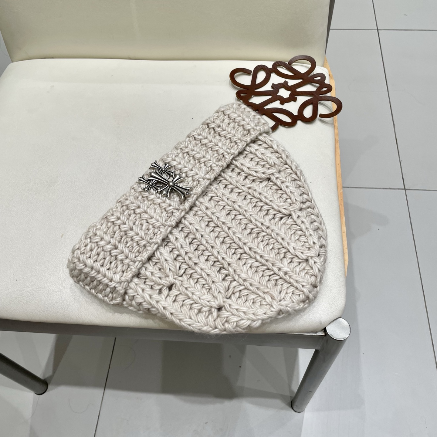 【克罗心】2025秋冬新款牛仔logo做旧男女款针织毛线帽#
很有质感的一款～百搭单品