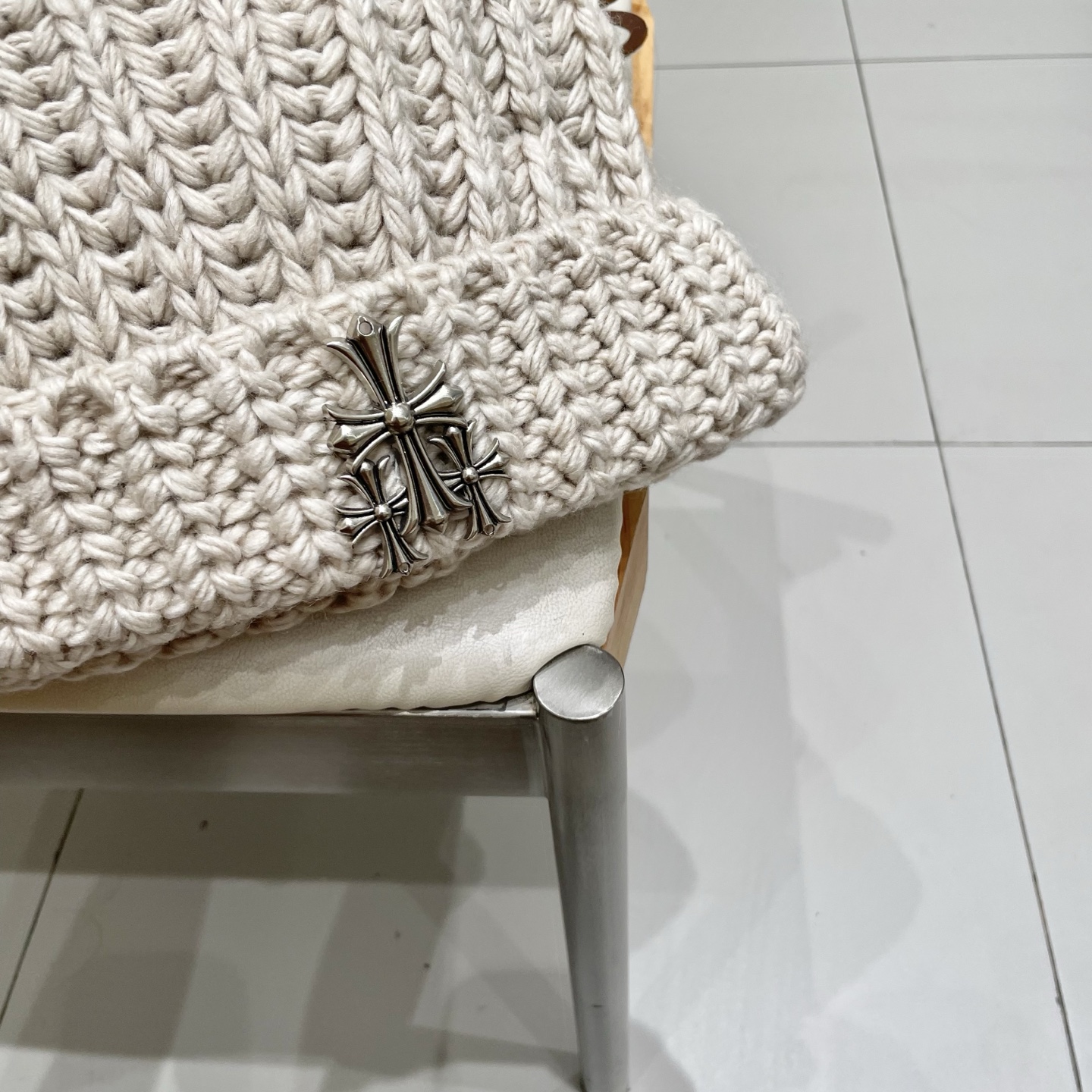 【克罗心】2025秋冬新款牛仔logo做旧男女款针织毛线帽#
很有质感的一款～百搭单品