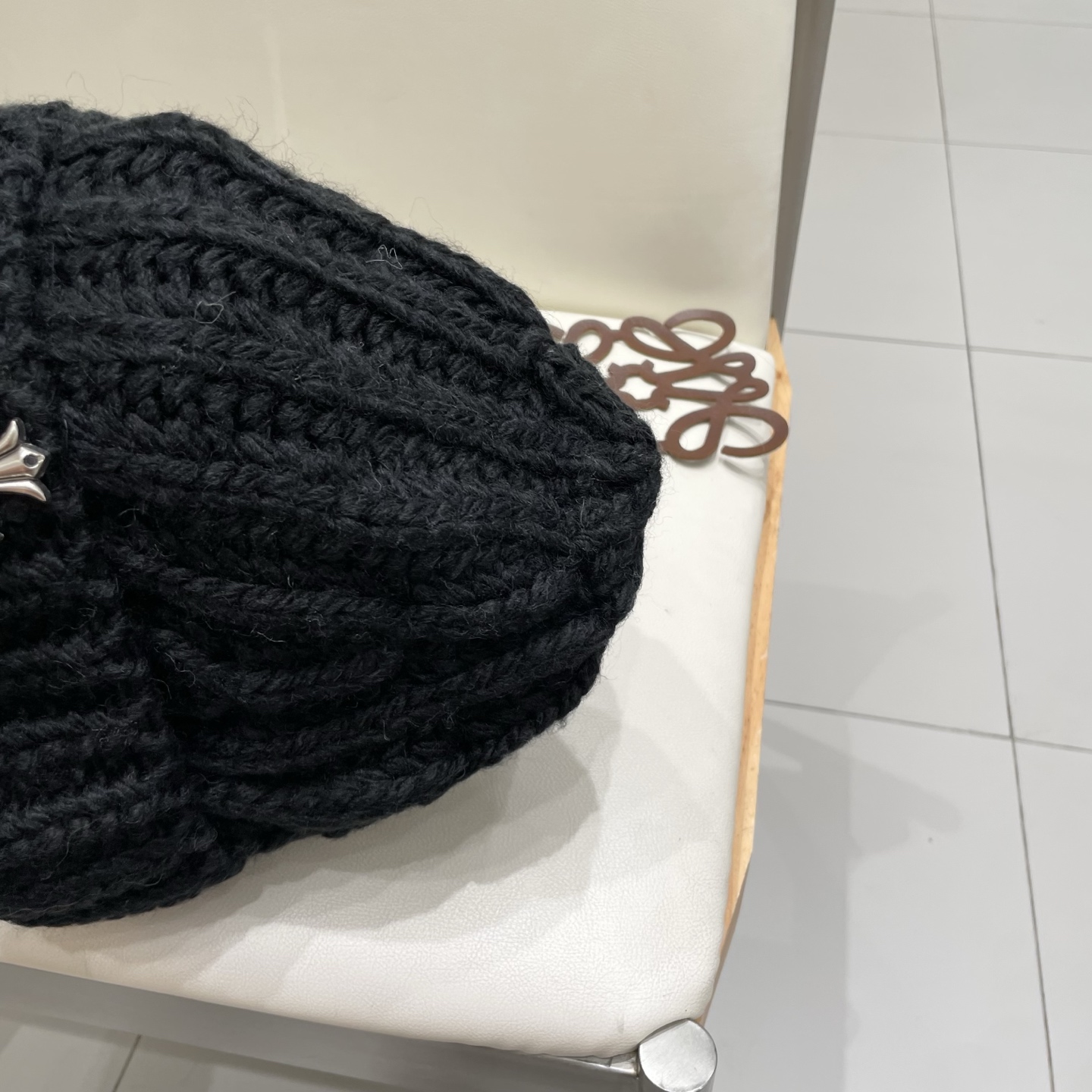 【克罗心】2025秋冬新款牛仔logo做旧男女款针织毛线帽#
很有质感的一款～百搭单品