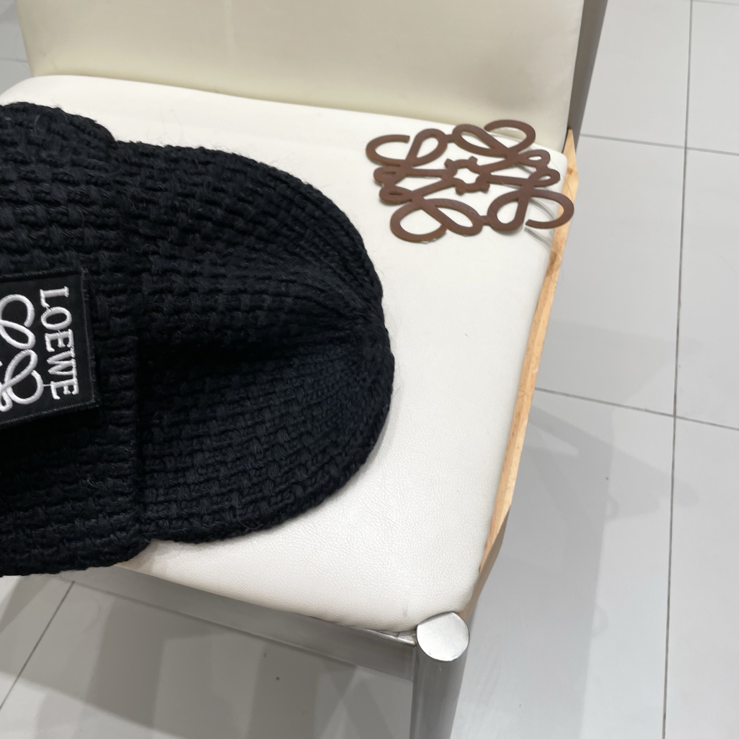   罗意威官方热卖爆款，羊毛针织毛线帽，百分之70羊毛，30兔毛，时尚好品质高端大气，超柔软！超火爆💖质