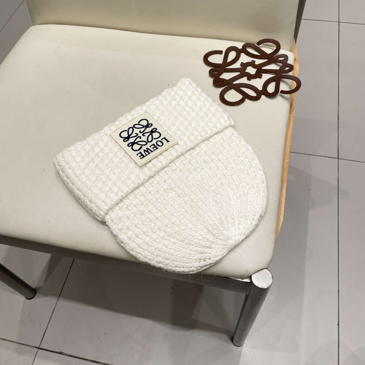   罗意威官方热卖爆款，羊毛针织毛线帽，百分之70羊毛，30兔毛，时尚好品质高端大气，超柔软！超火爆💖质