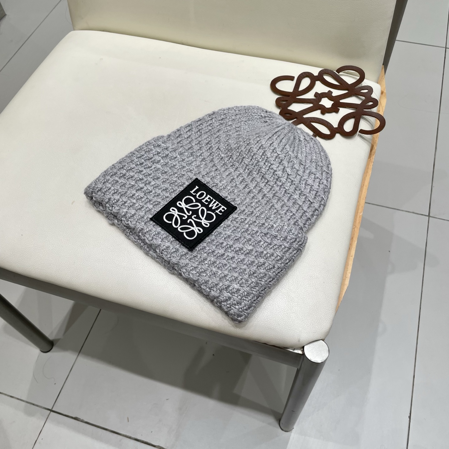   罗意威官方热卖爆款，羊毛针织毛线帽，百分之70羊毛，30兔毛，时尚好品质高端大气，超柔软！超火爆💖质