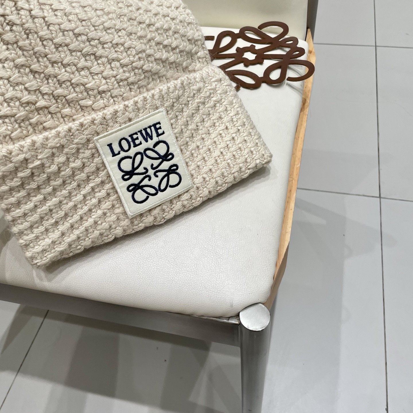   罗意威官方热卖爆款，羊毛针织毛线帽，百分之70羊毛，30兔毛，时尚好品质高端大气，超柔软！超火爆💖质