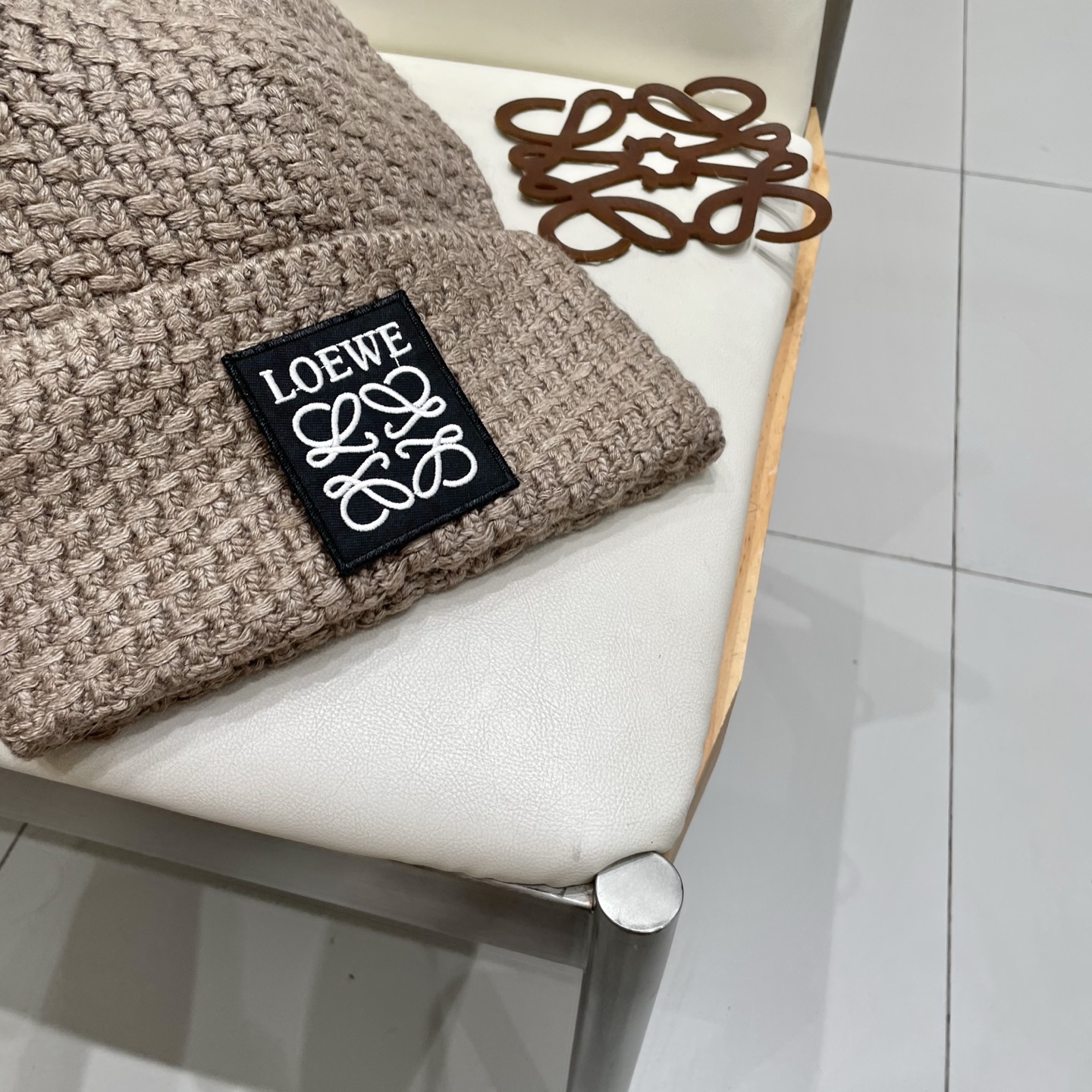   罗意威官方热卖爆款，羊毛针织毛线帽，百分之70羊毛，30兔毛，时尚好品质高端大气，超柔软！超火爆💖质