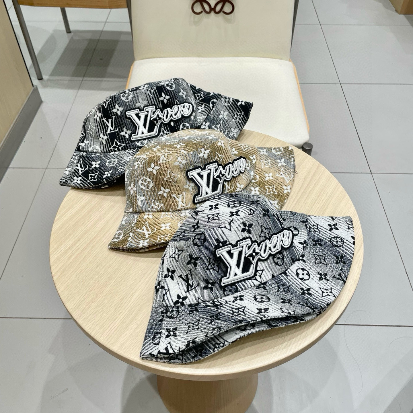  LV 路易威登新款渔夫帽，头围57cm