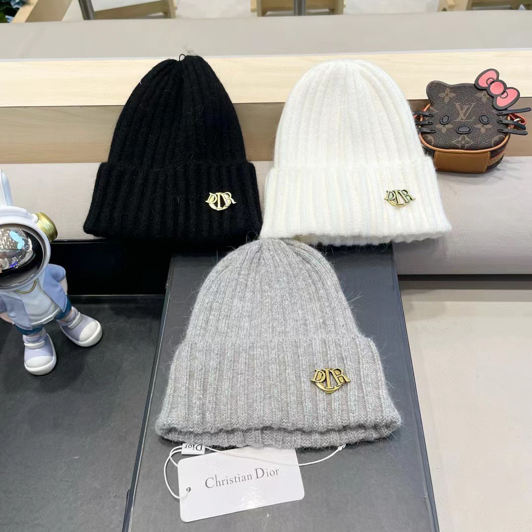  【DIOR迪奥】早秋高端针织毛线帽，毛绒材质，非常百搭