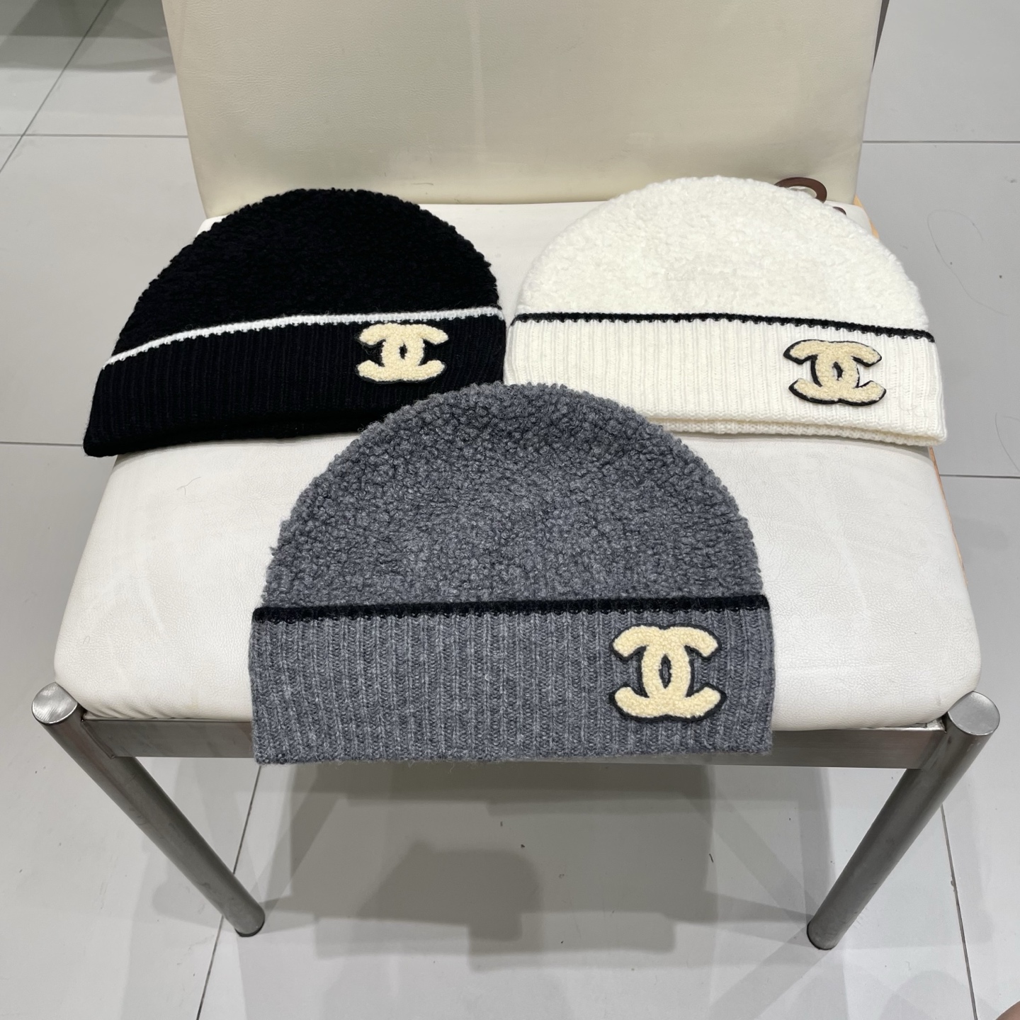  Chanel香奈儿热卖爆款，羊毛针织毛线帽，时尚好品质高端大气，超柔软！超火爆💖质感很赞，出街超好搭配