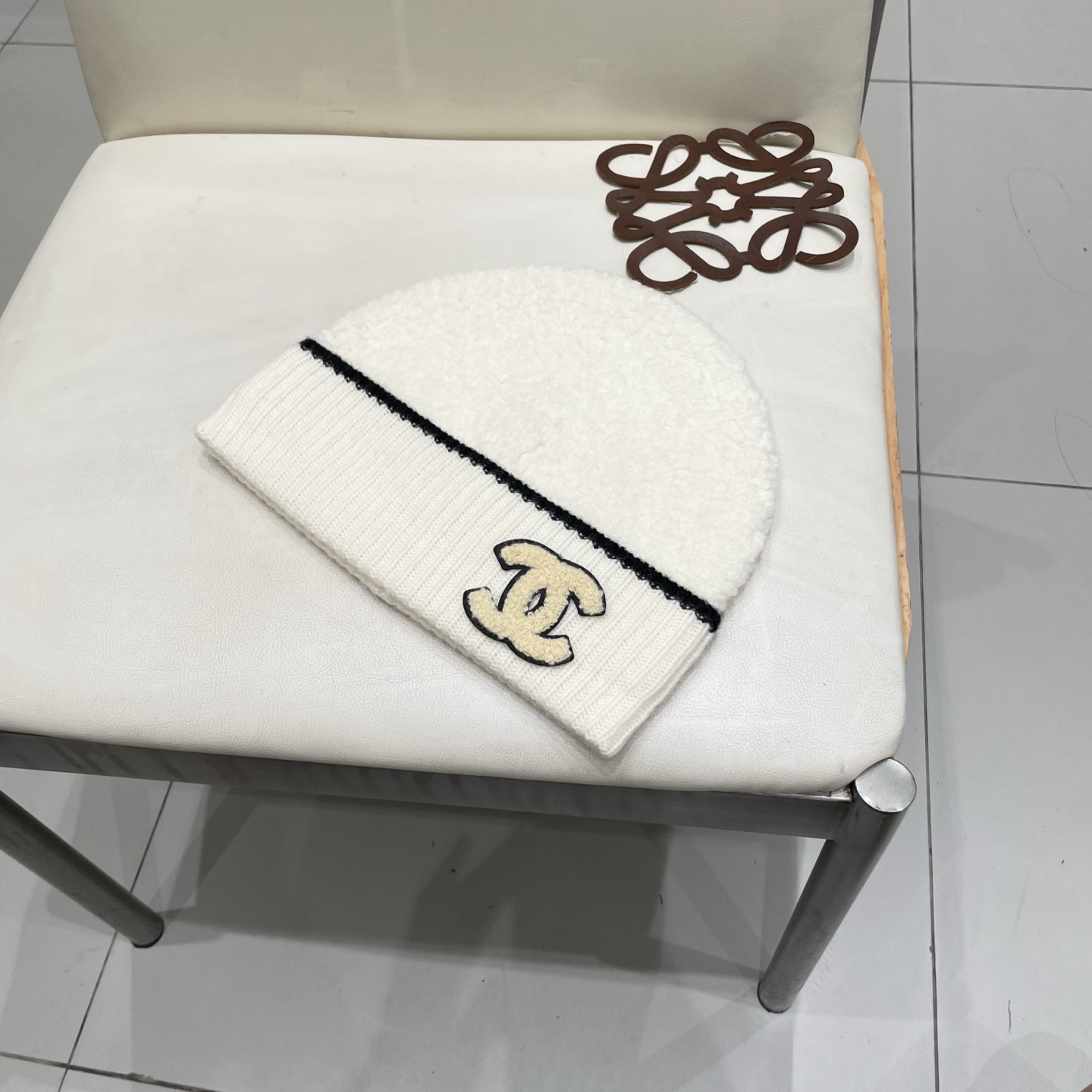  Chanel香奈儿热卖爆款，羊毛针织毛线帽，时尚好品质高端大气，超柔软！超火爆💖质感很赞，出街超好搭配