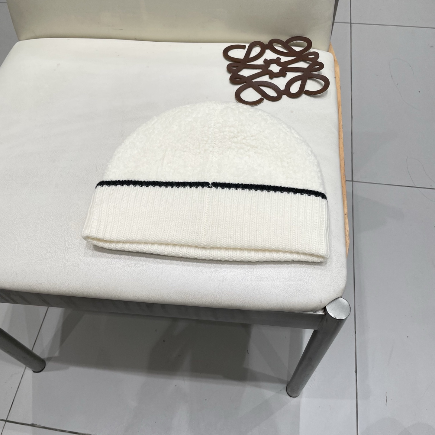  Chanel香奈儿热卖爆款，羊毛针织毛线帽，时尚好品质高端大气，超柔软！超火爆💖质感很赞，出街超好搭配