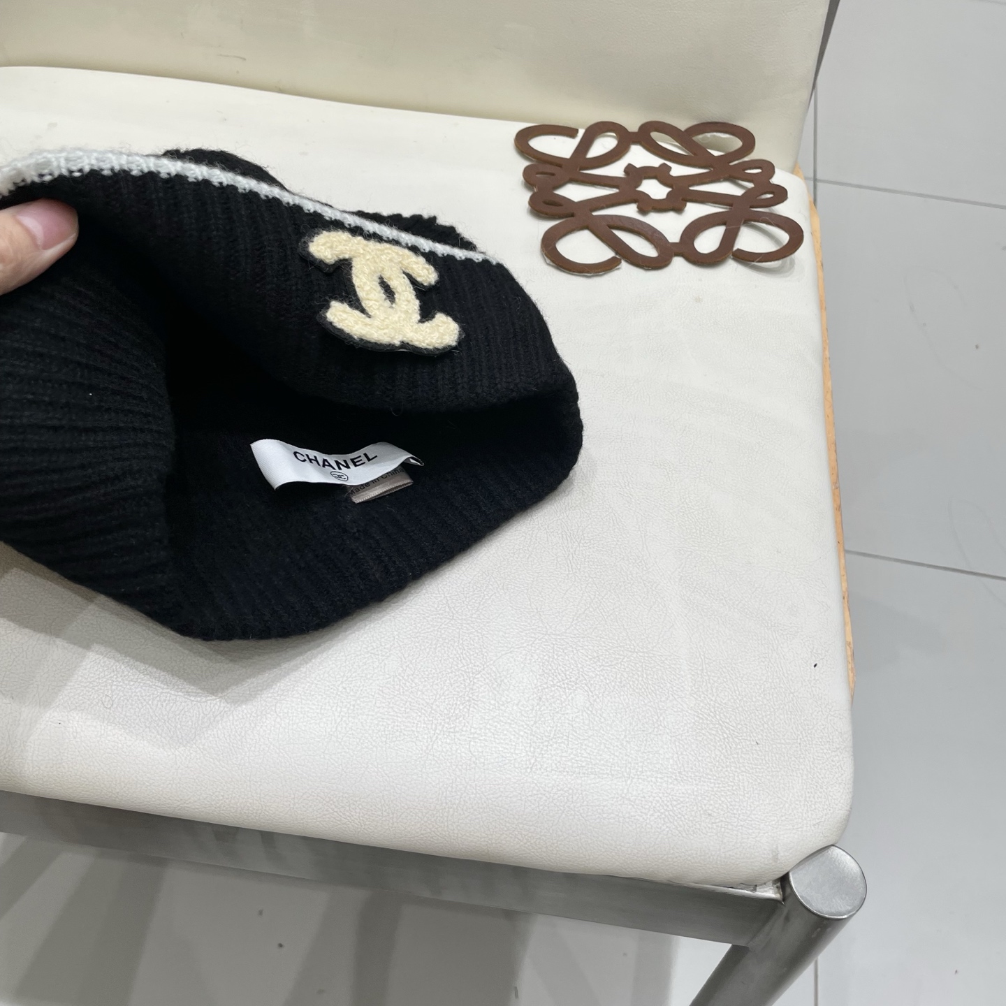  Chanel香奈儿热卖爆款，羊毛针织毛线帽，时尚好品质高端大气，超柔软！超火爆💖质感很赞，出街超好搭配