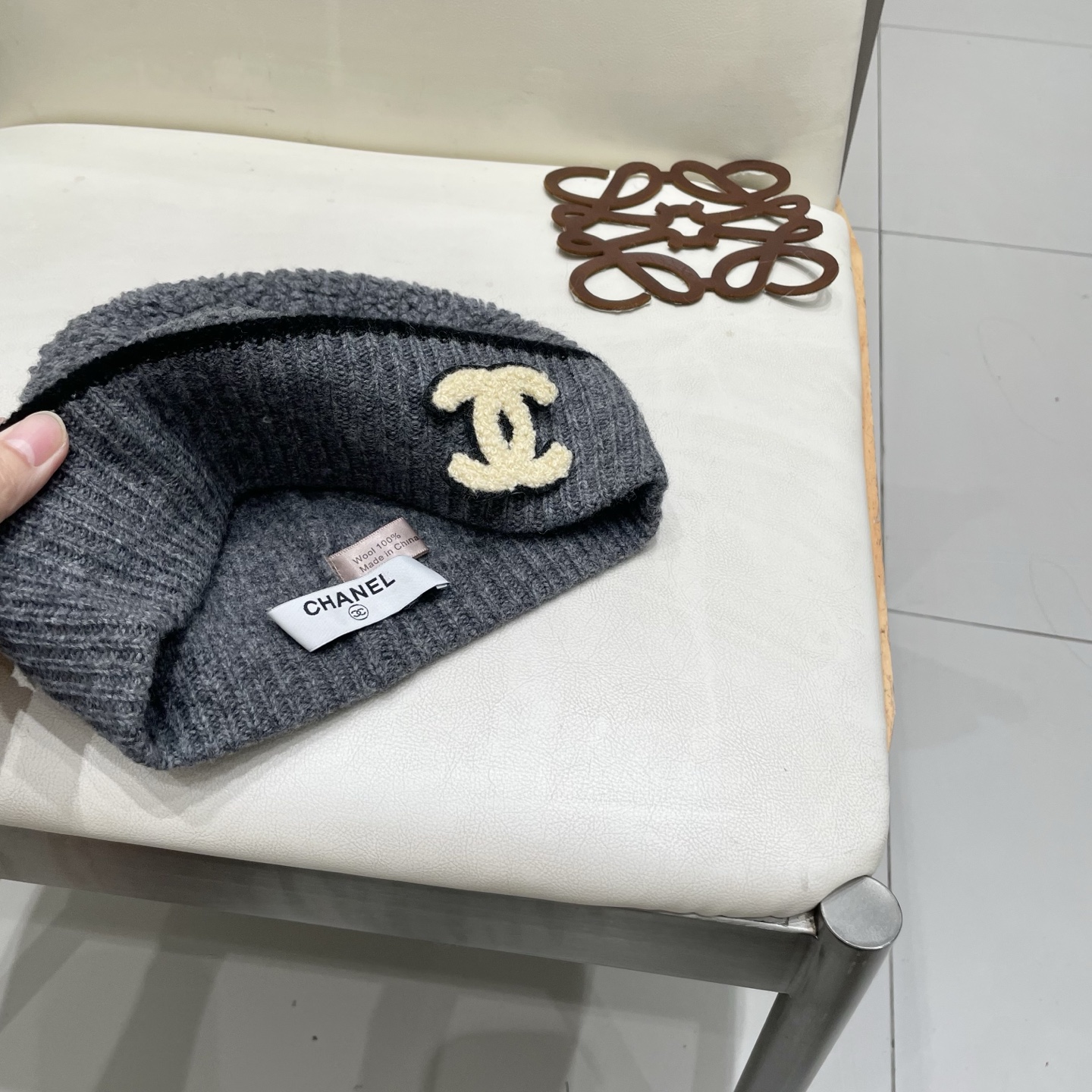  Chanel香奈儿热卖爆款，羊毛针织毛线帽，时尚好品质高端大气，超柔软！超火爆💖质感很赞，出街超好搭配