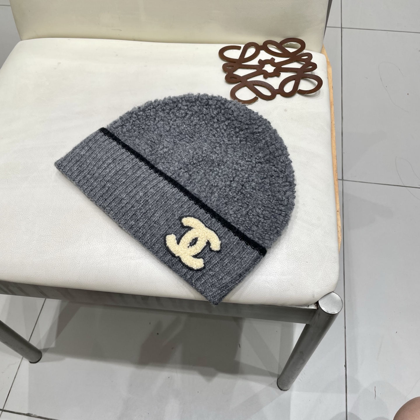  Chanel香奈儿热卖爆款，羊毛针织毛线帽，时尚好品质高端大气，超柔软！超火爆💖质感很赞，出街超好搭配