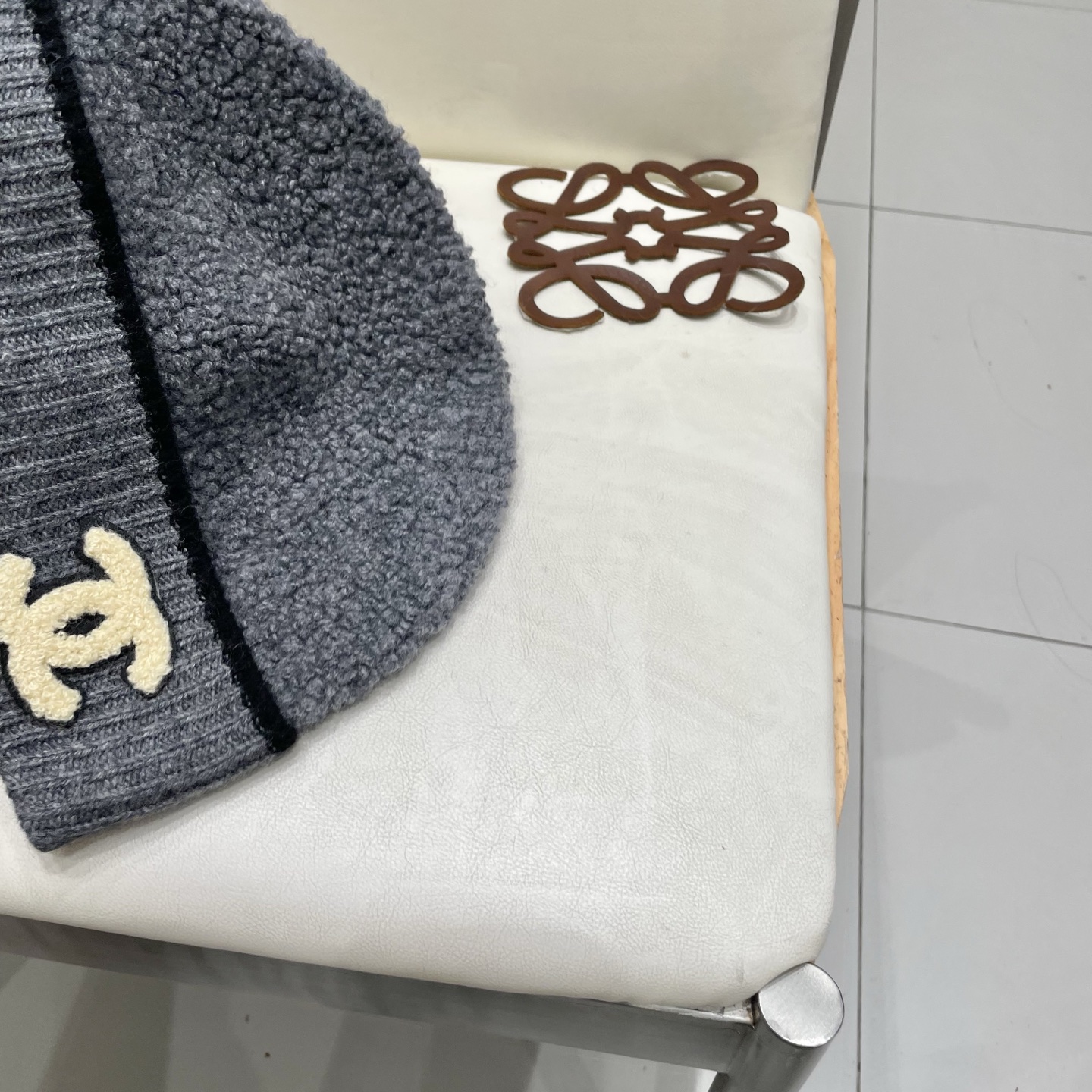  Chanel香奈儿热卖爆款，羊毛针织毛线帽，时尚好品质高端大气，超柔软！超火爆💖质感很赞，出街超好搭配