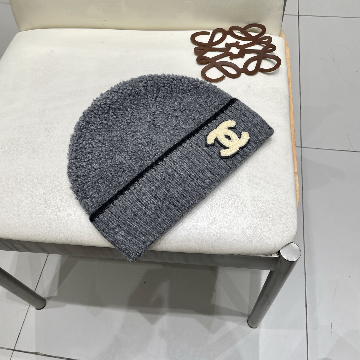  Chanel香奈儿热卖爆款，羊毛针织毛线帽，时尚好品质高端大气，超柔软！超火爆💖质感很赞，出街超好搭配