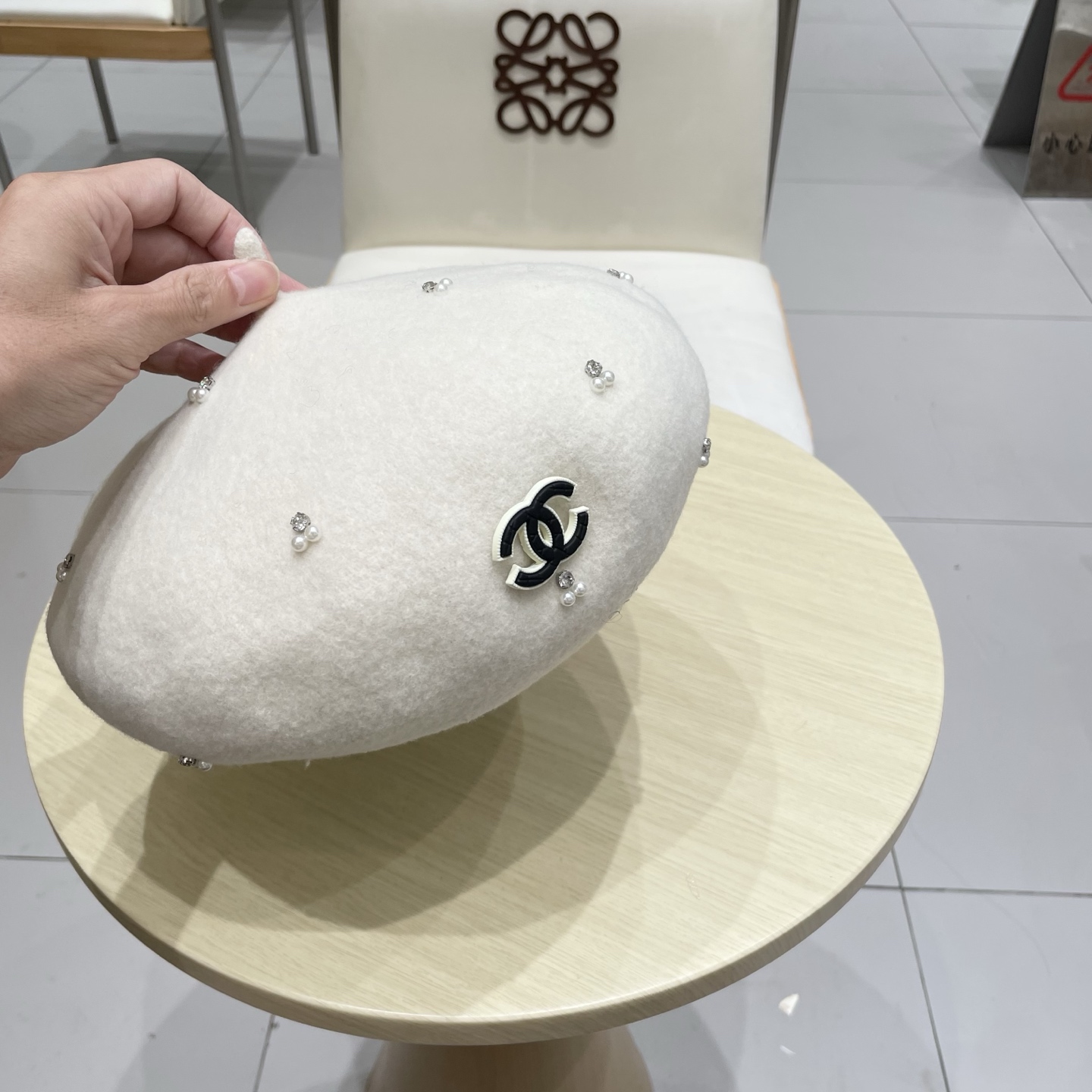  chanel香奈儿手工珍珠时尚百搭贝雷帽女秋冬新款优雅气质羊毛画家帽显脸小