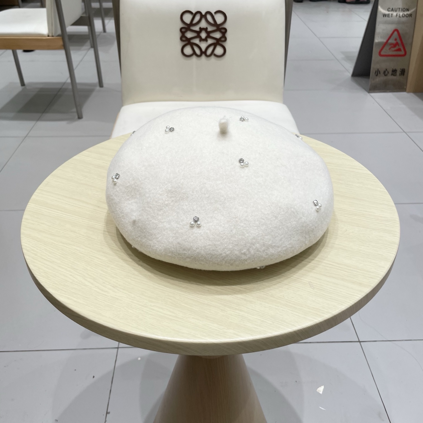  chanel香奈儿手工珍珠时尚百搭贝雷帽女秋冬新款优雅气质羊毛画家帽显脸小