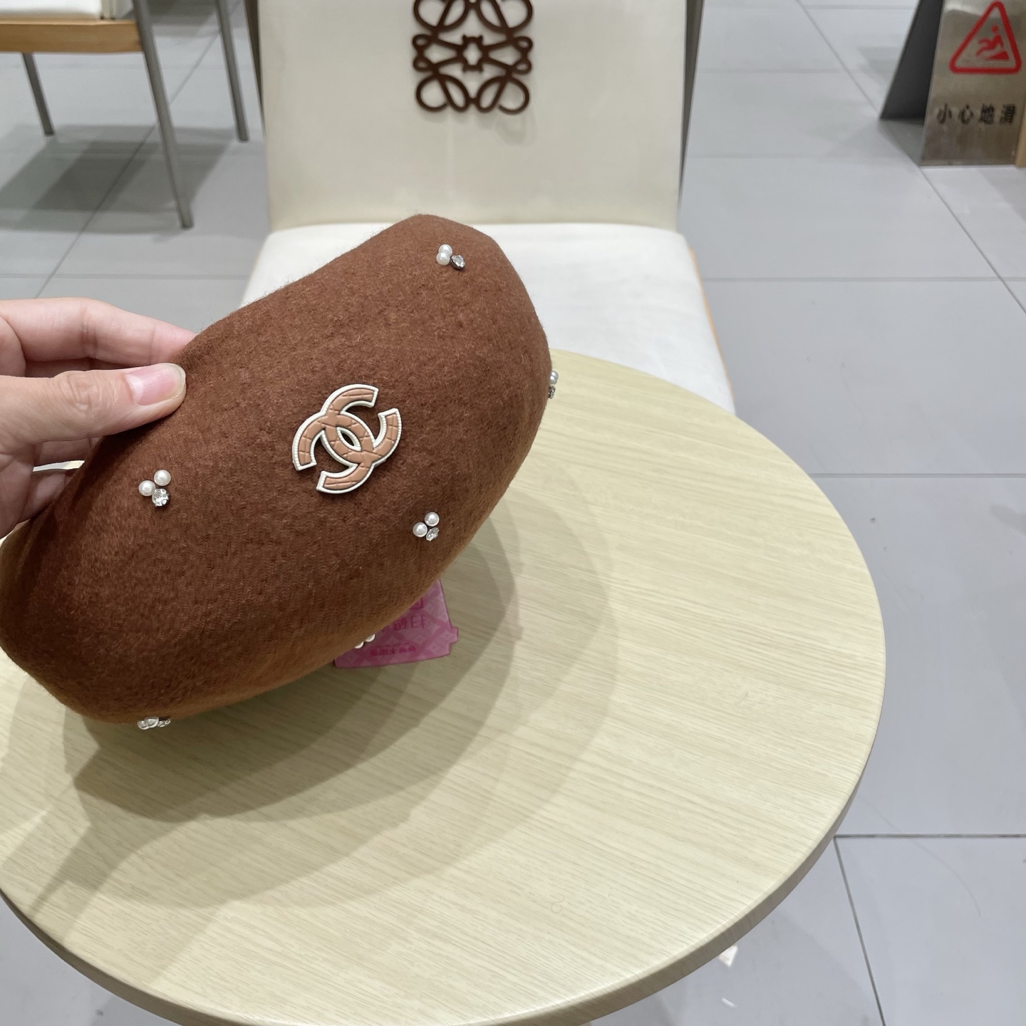  chanel香奈儿手工珍珠时尚百搭贝雷帽女秋冬新款优雅气质羊毛画家帽显脸小