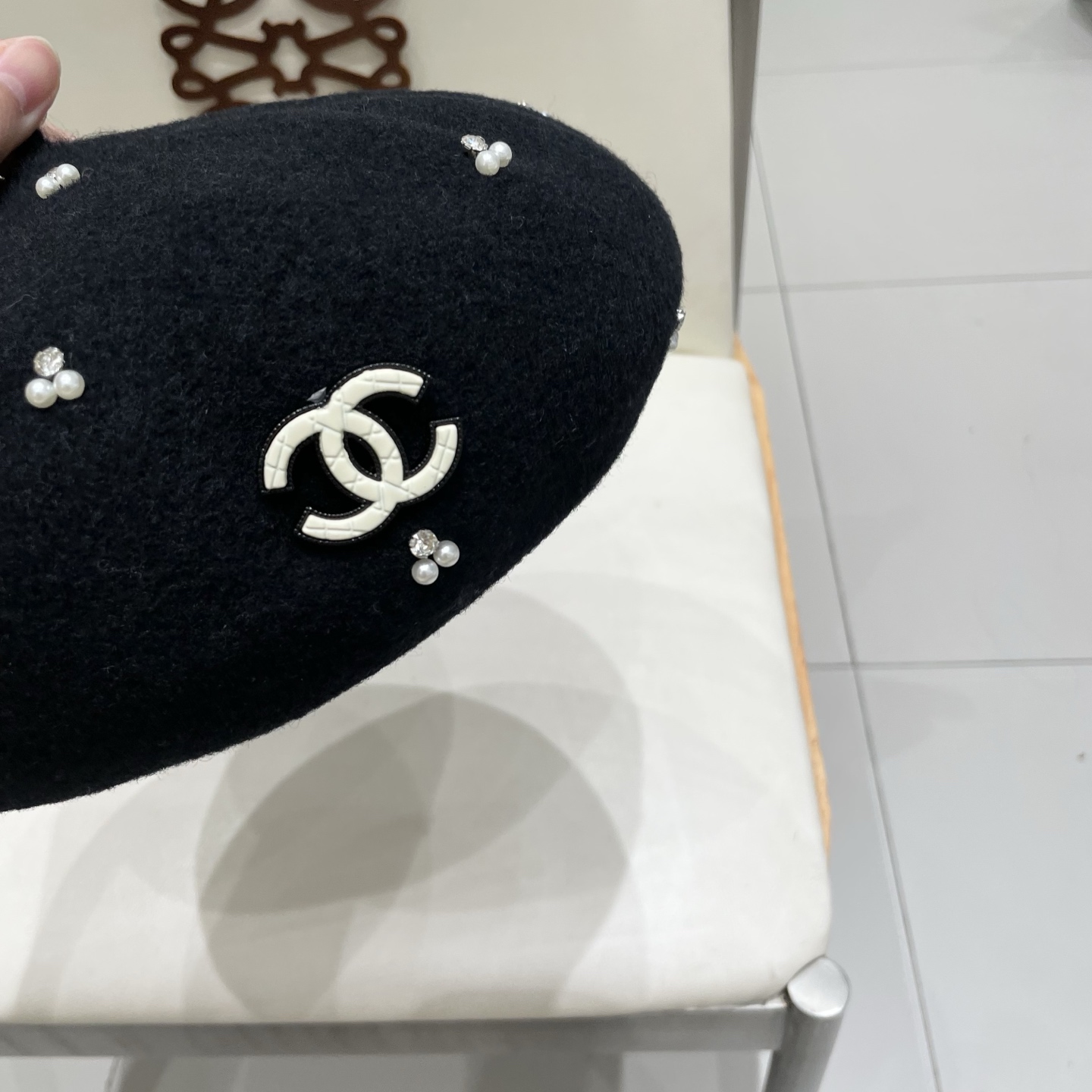  chanel香奈儿手工珍珠时尚百搭贝雷帽女秋冬新款优雅气质羊毛画家帽显脸小