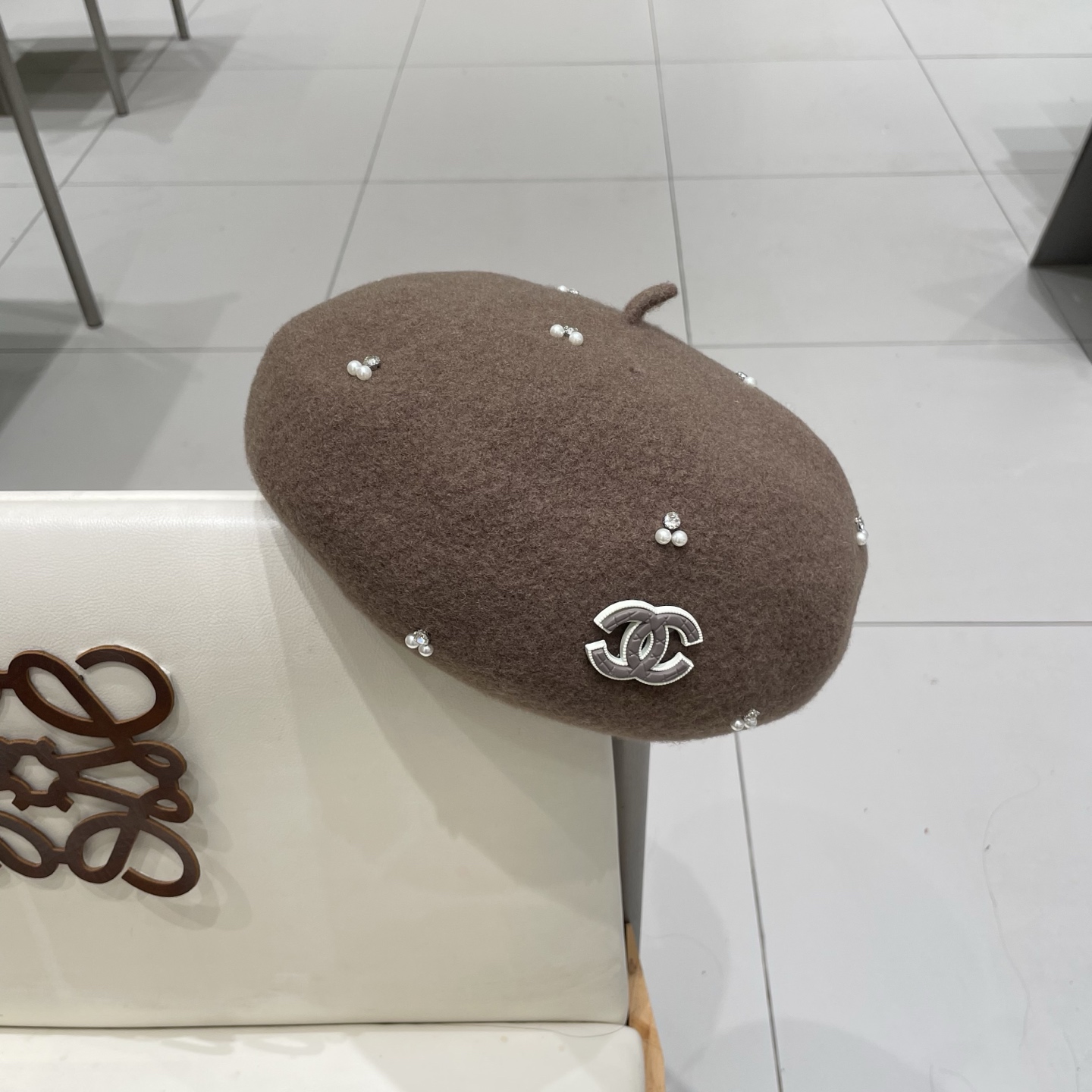  chanel香奈儿手工珍珠时尚百搭贝雷帽女秋冬新款优雅气质羊毛画家帽显脸小