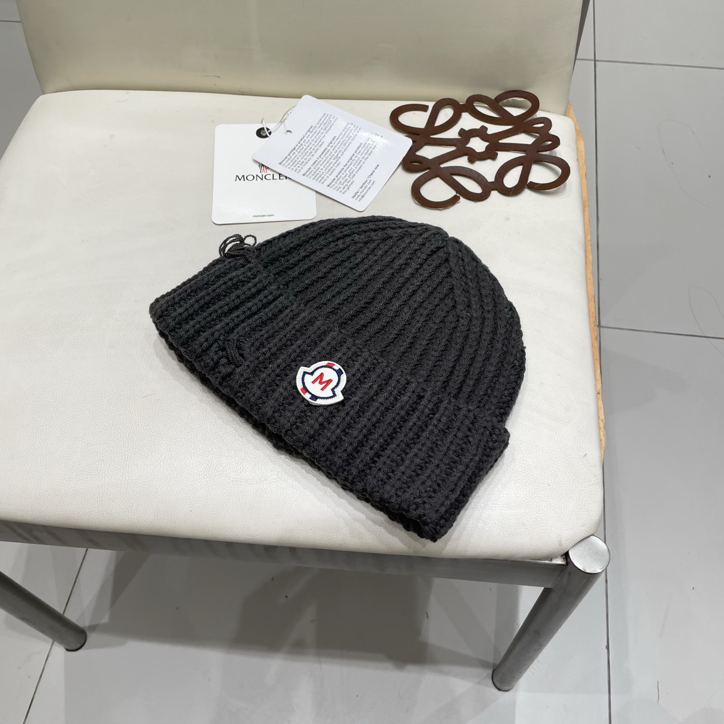  【MONCELER蒙口】2025秋冬新款兔毛毛线帽，设计款男女可戴，出街超好搭配！