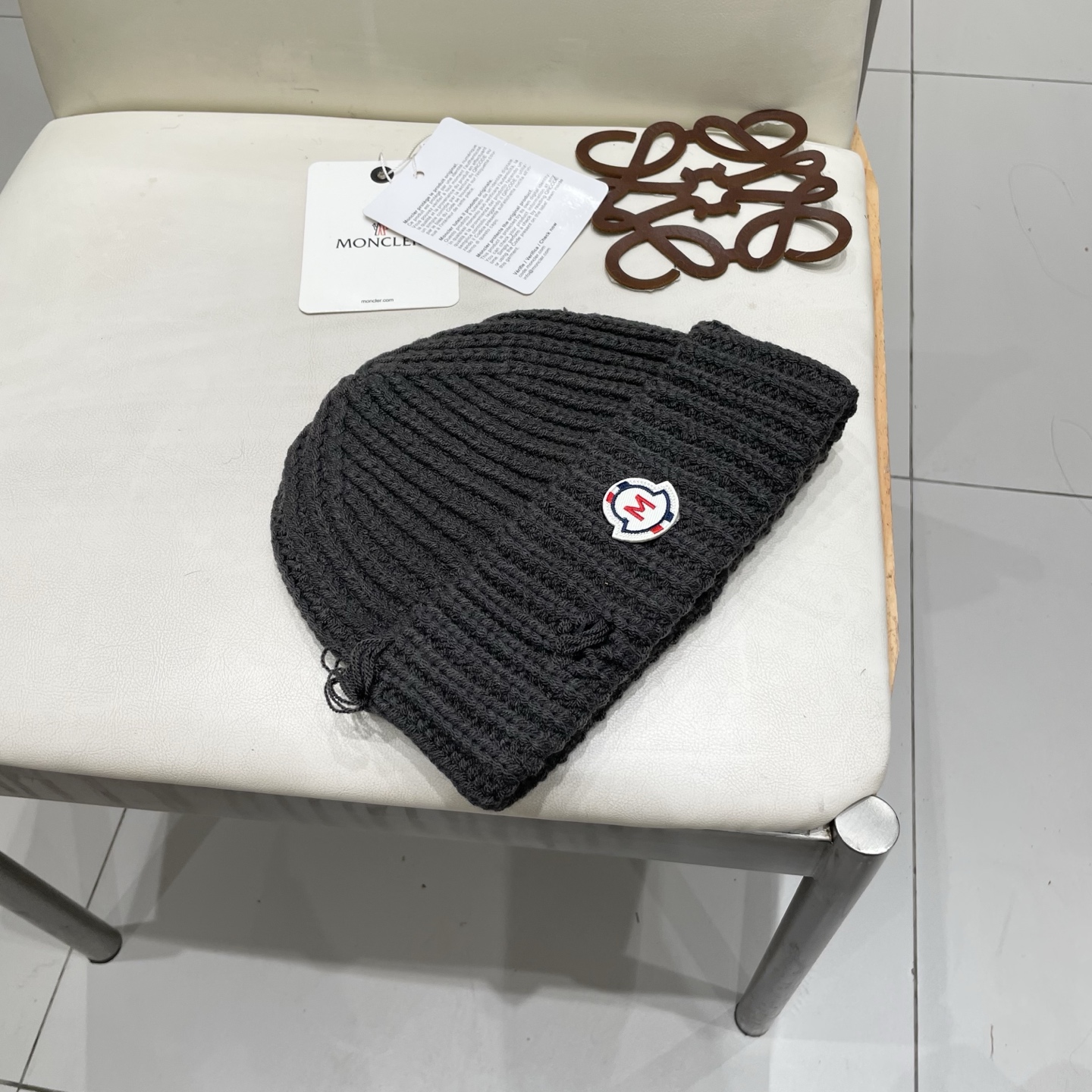  【MONCELER蒙口】2025秋冬新款兔毛毛线帽，设计款男女可戴，出街超好搭配！