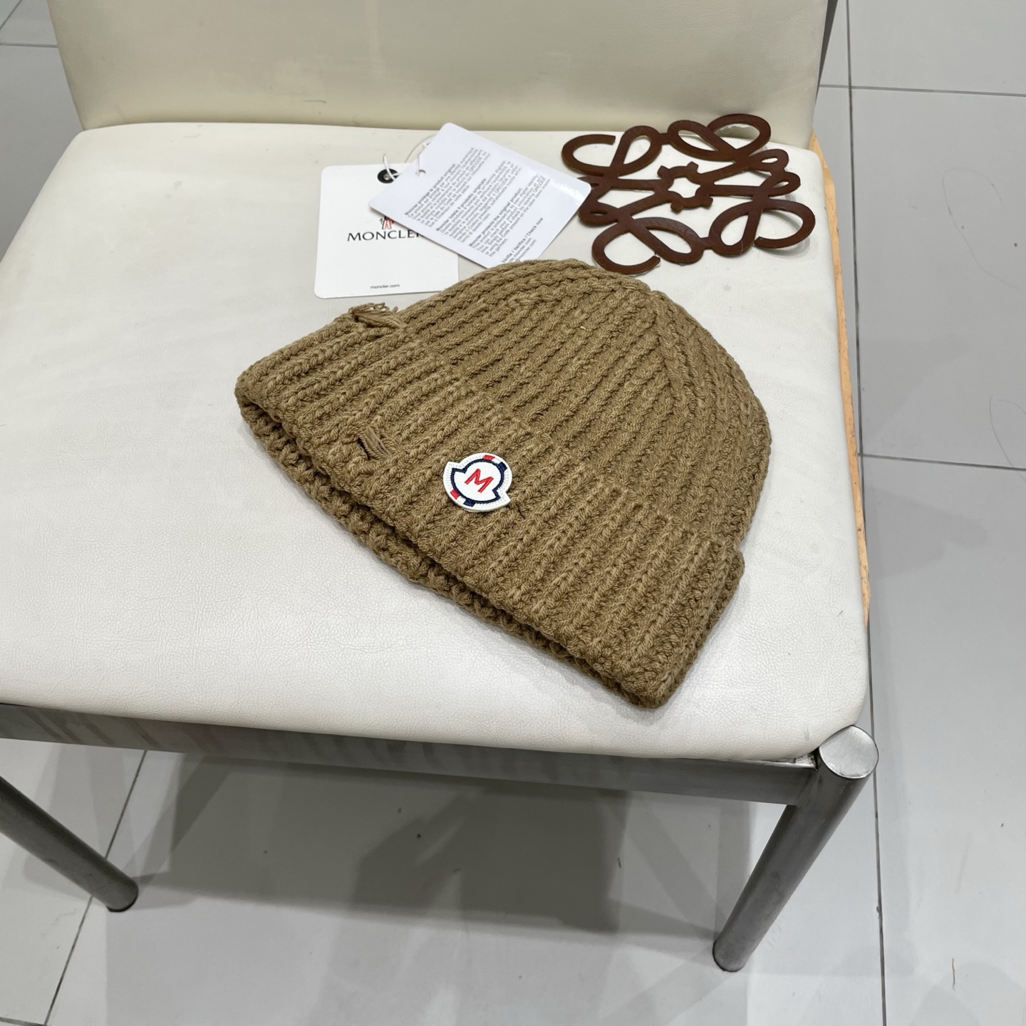  【MONCELER蒙口】2025秋冬新款兔毛毛线帽，设计款男女可戴，出街超好搭配！