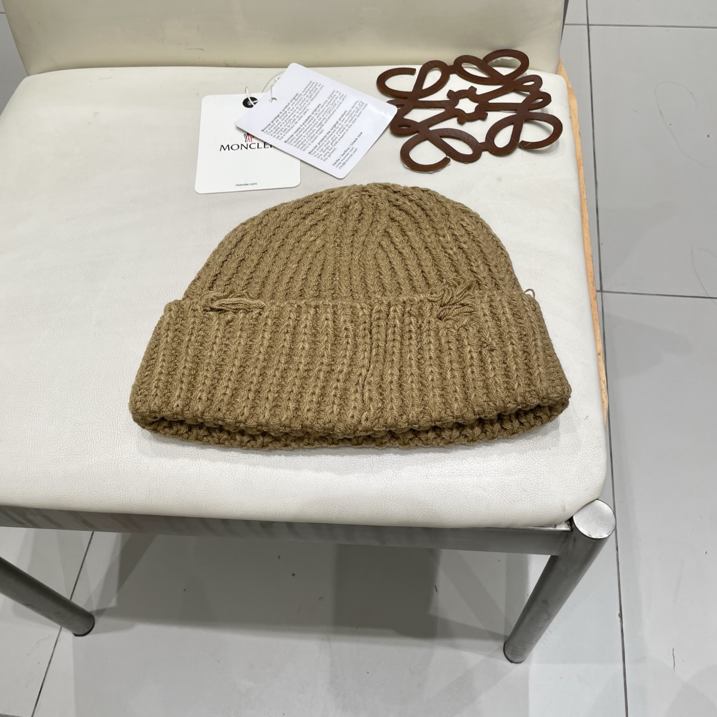  【MONCELER蒙口】2025秋冬新款兔毛毛线帽，设计款男女可戴，出街超好搭配！
