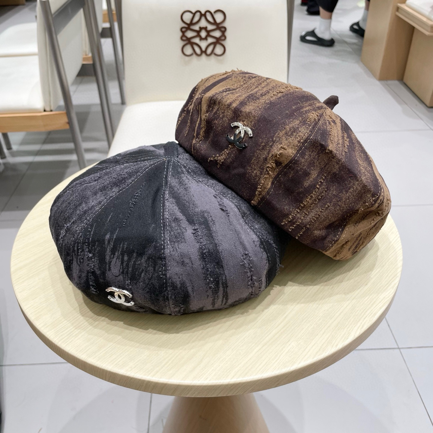  chanel香奈儿秋款蓓蕾帽高品质复古设计小众文艺泼墨画家帽个性破洞做旧蓓蕾报童帽