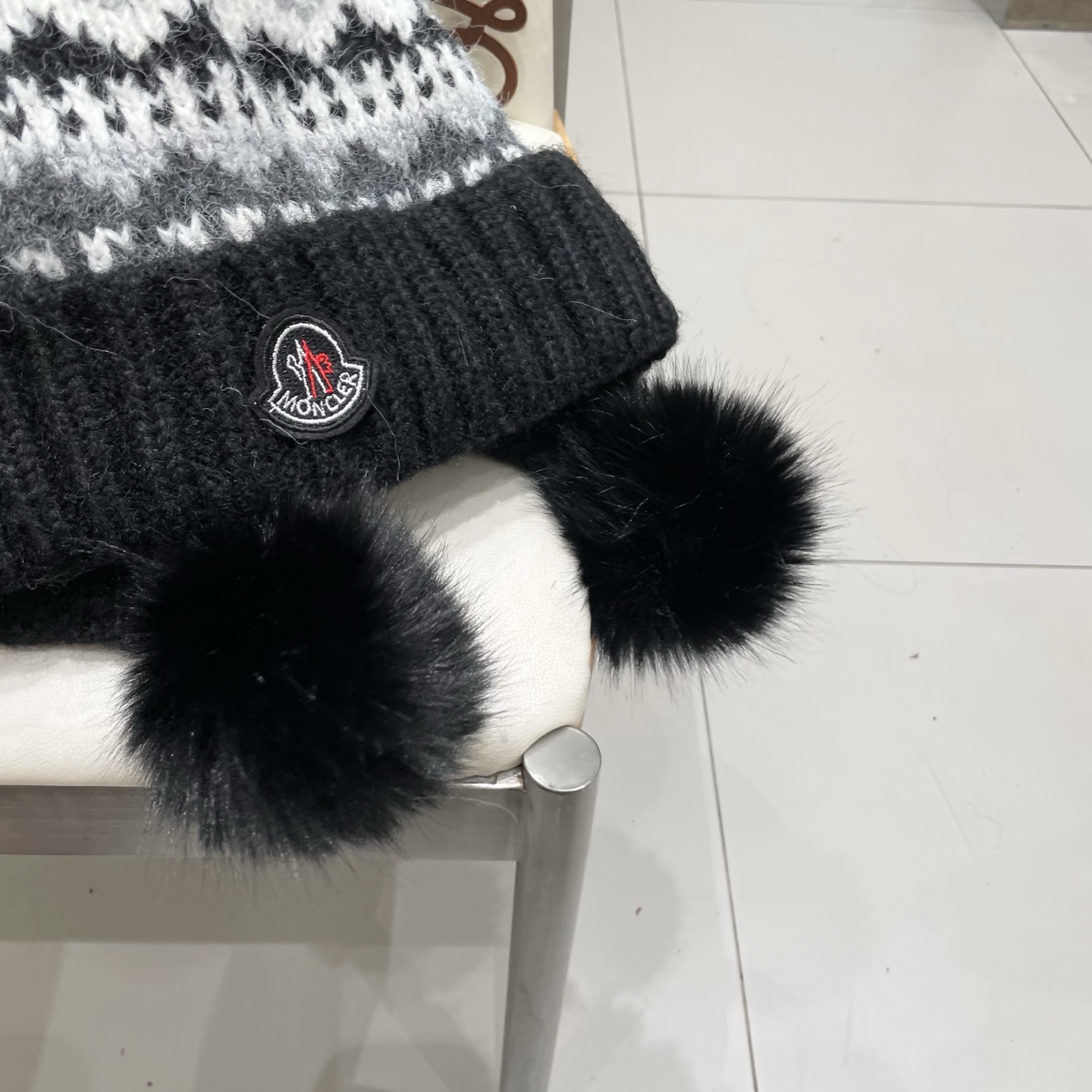  蒙口Moncler盟可睐💥毛线帽子女秋冬季提花针织护耳帽加厚保暖雷锋帽可爱毛球百搭冷帽