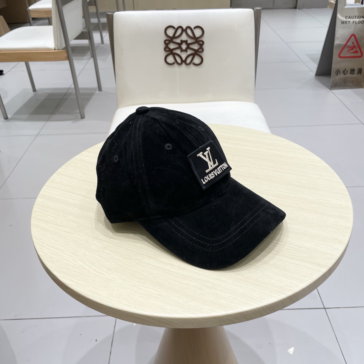  LV路易威登棒球帽  轻盈透气。完美版型，独家实物拍摄，男女适用